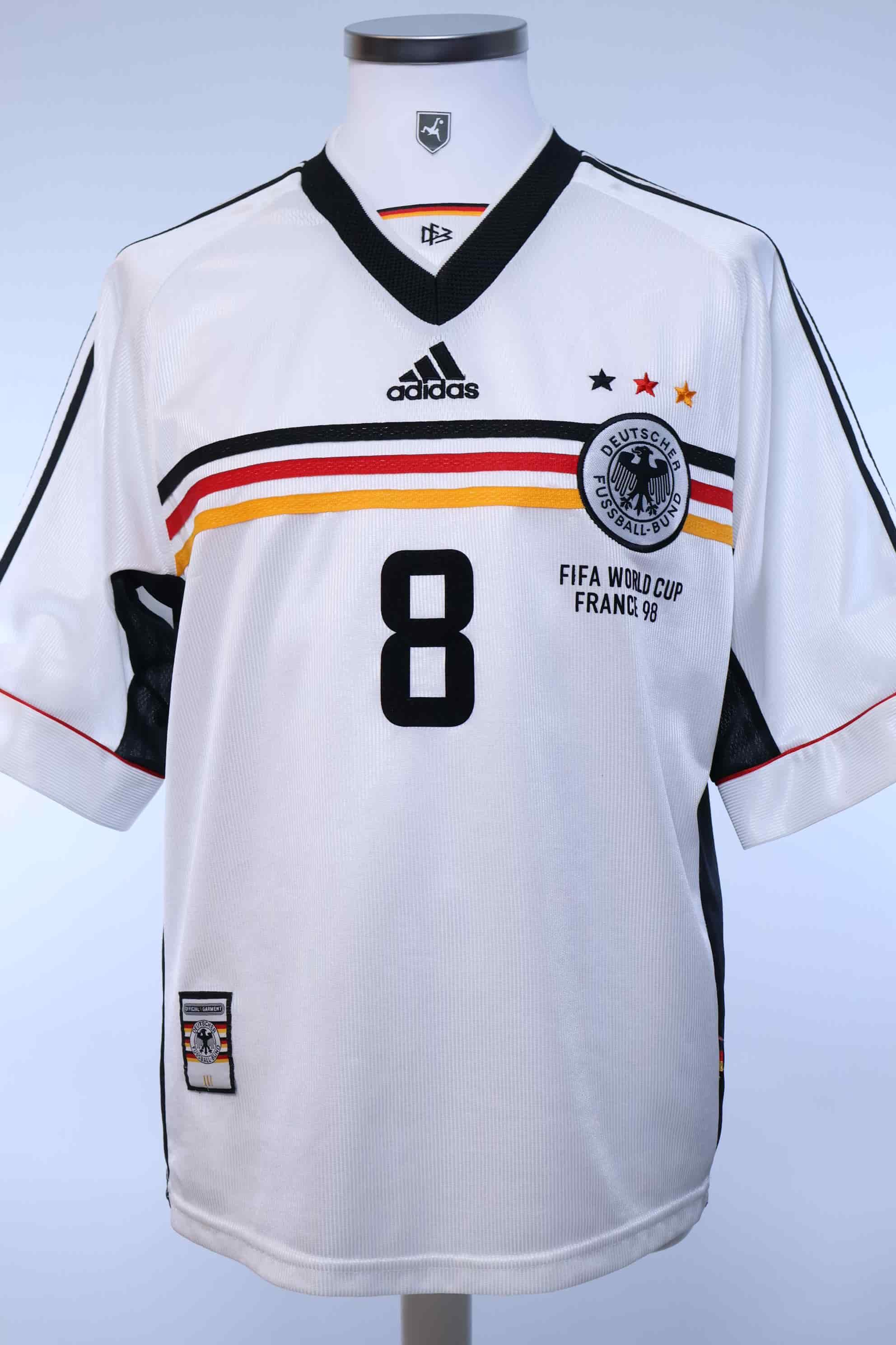 ゜д゜)！98年Worldcupドイツ代表МFマテウス#8 超激レア正規品♬( Lothar and Signed Back Cup™ World FIFA 1998 Official Matthaus ウェア