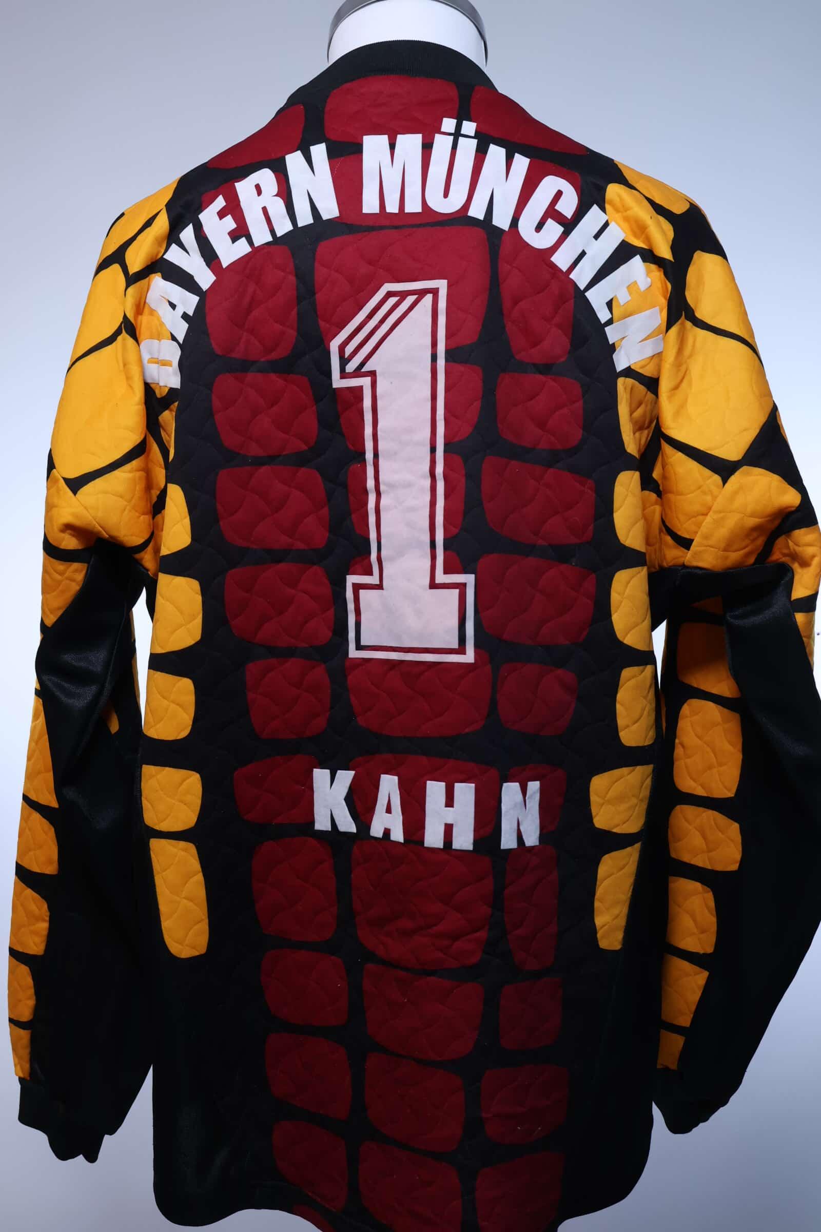 Bayern Munich Kahn #1 1994/95 Goalkeeper Shirt - XL