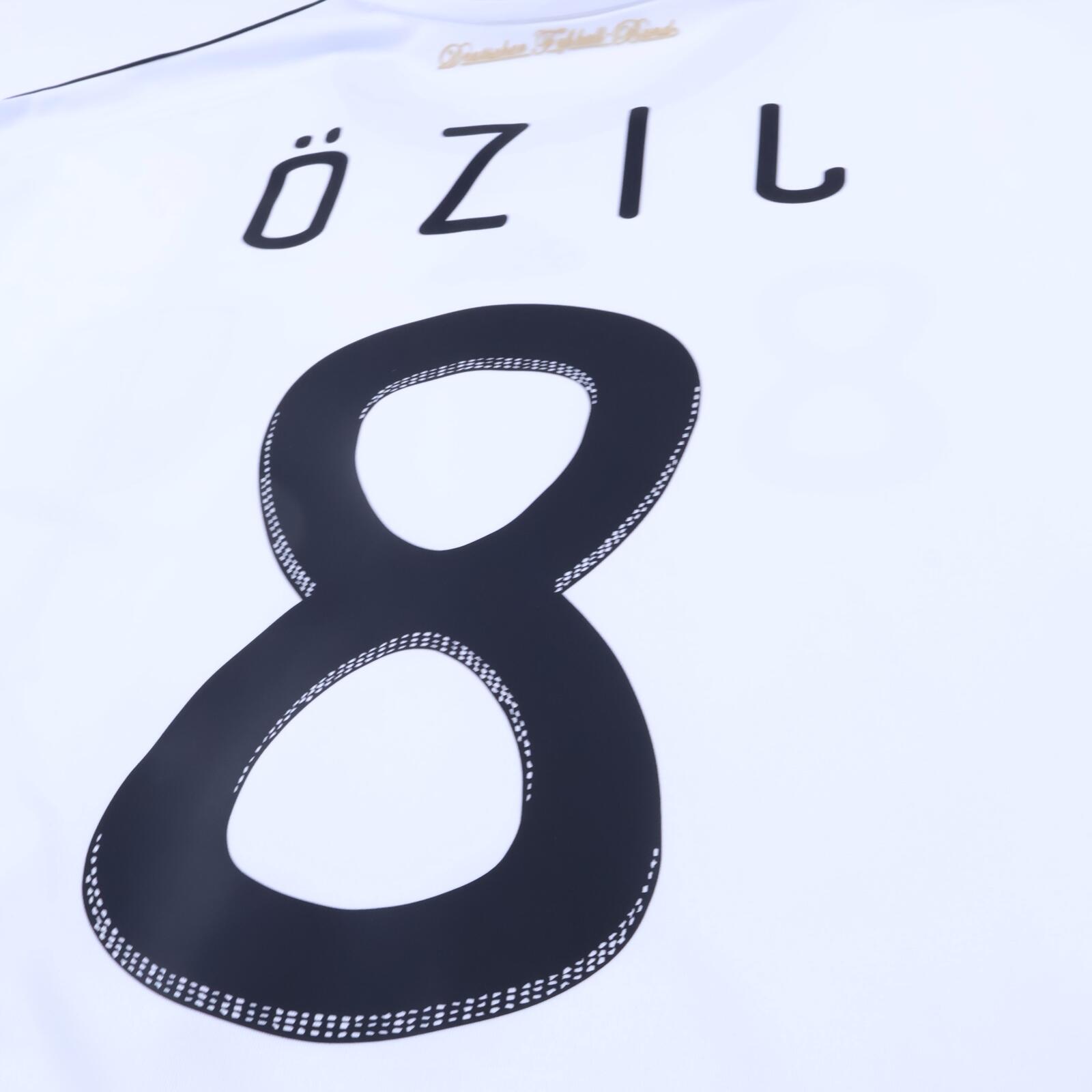 Germany Ozil #8 2010/11 Home Shirt - XL