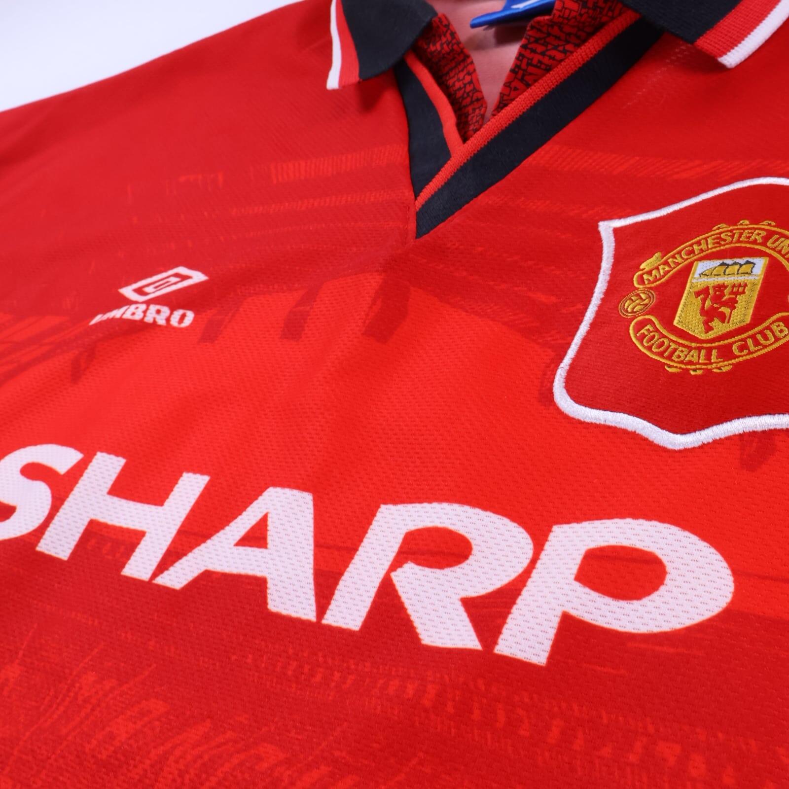Manchester United Cantona #7 1994/96 Home Shirt - L