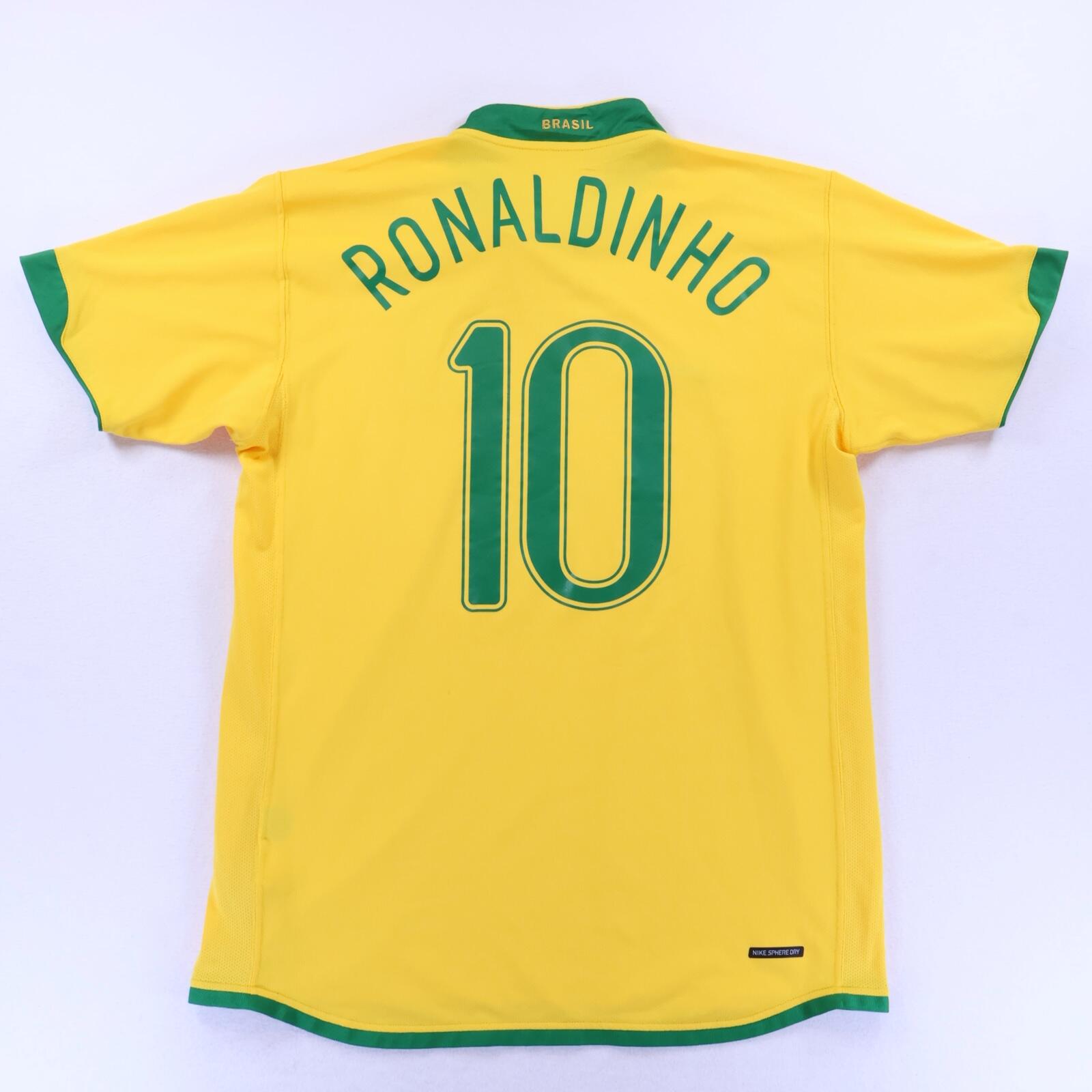 Brazil Ronaldinho #10 2006/ Home Shirt - L- FRONT