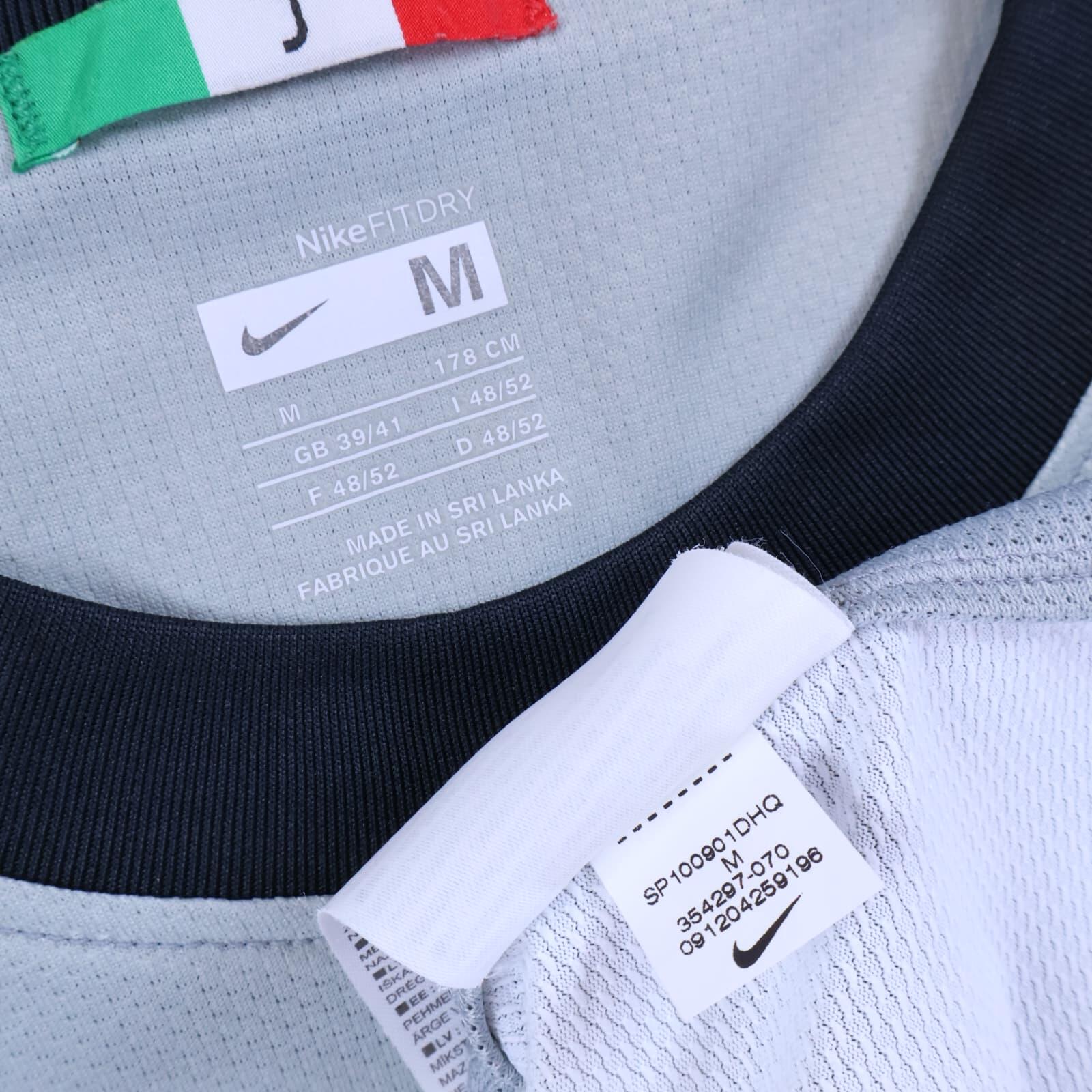 Juventus 2009/10 Away Shirt - M