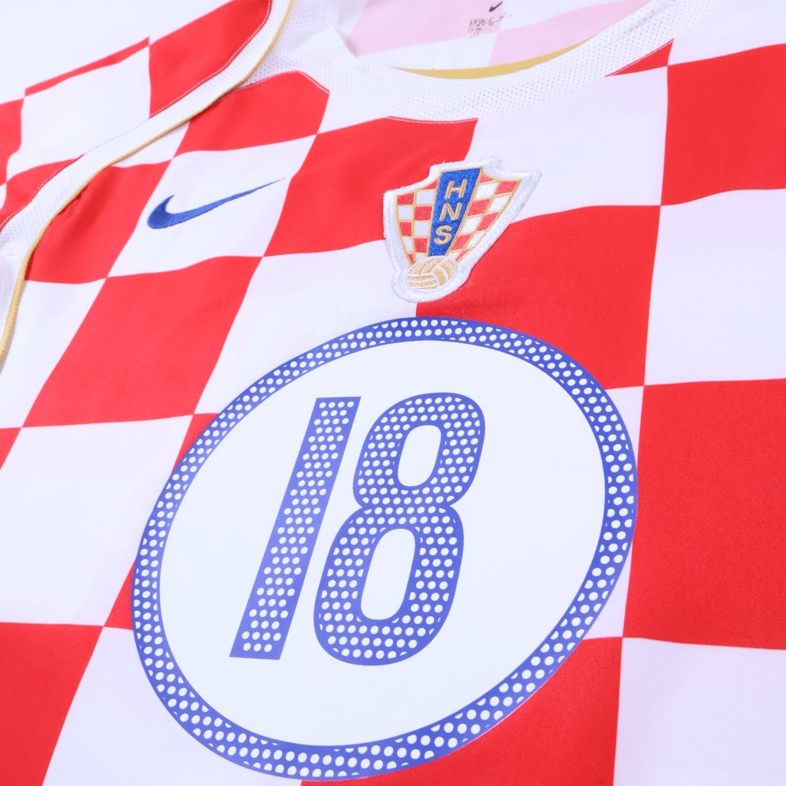 Croatia Olic #18 2004/06 Home Shirt - L