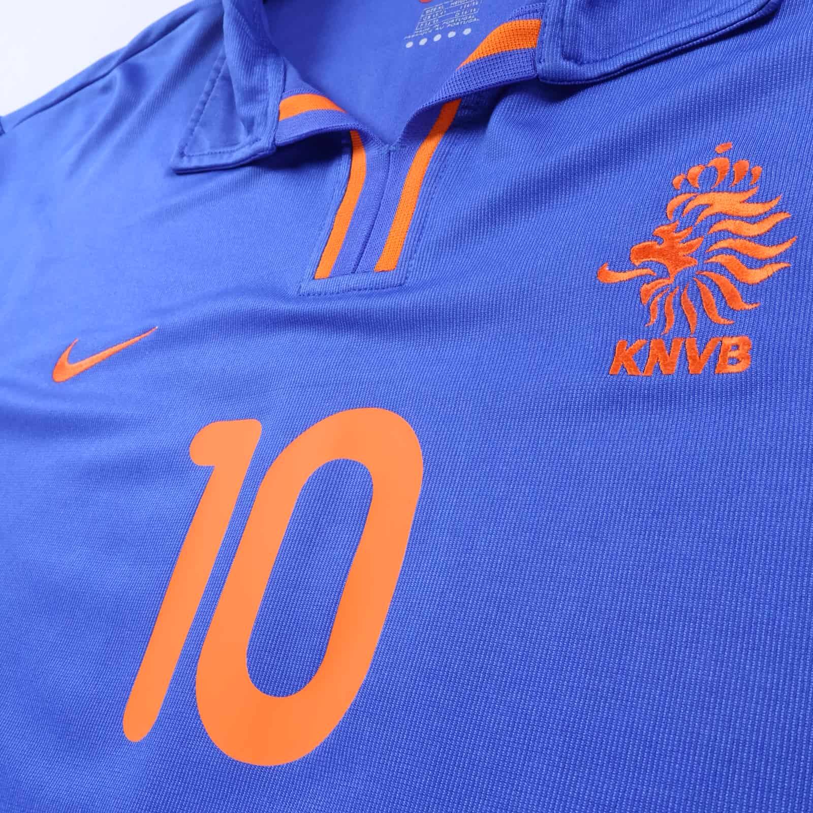*MINT* Netherlands Bergkamp #10 2000/01 Away Shirt - Long Sleeve - XL