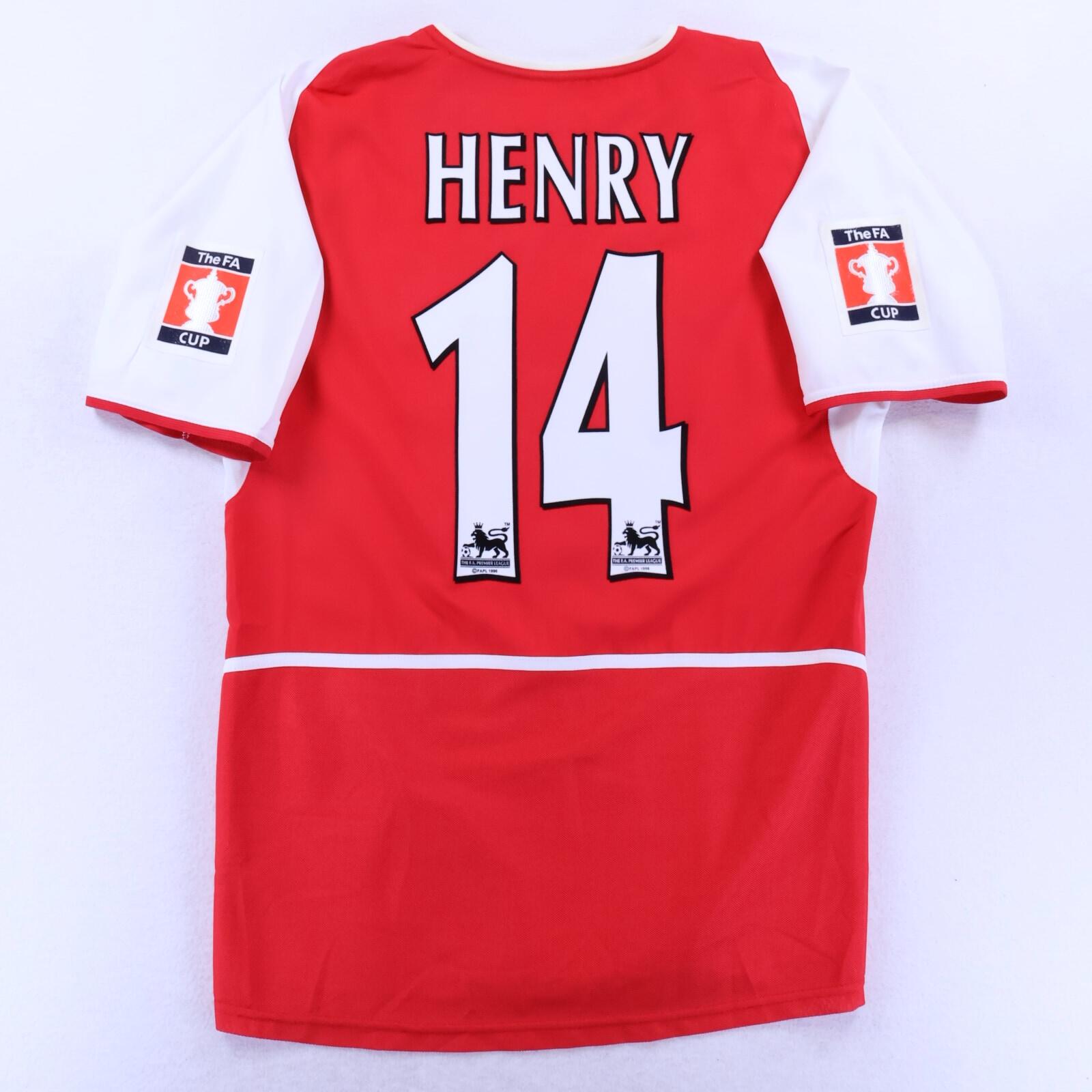 Arsenal Tomiyasu #18 2021/22 Home Shirt - M