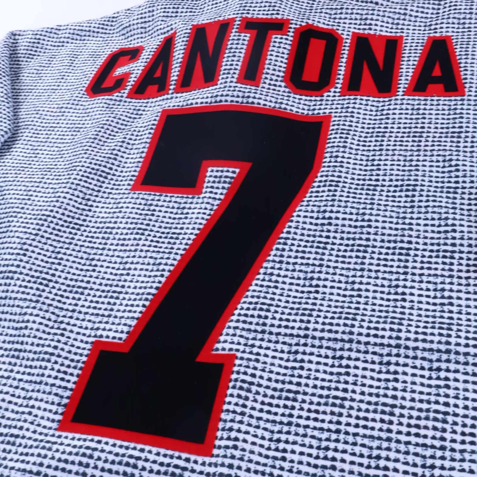 Manchester United Cantona #7 1995/96 Away Shirt - M