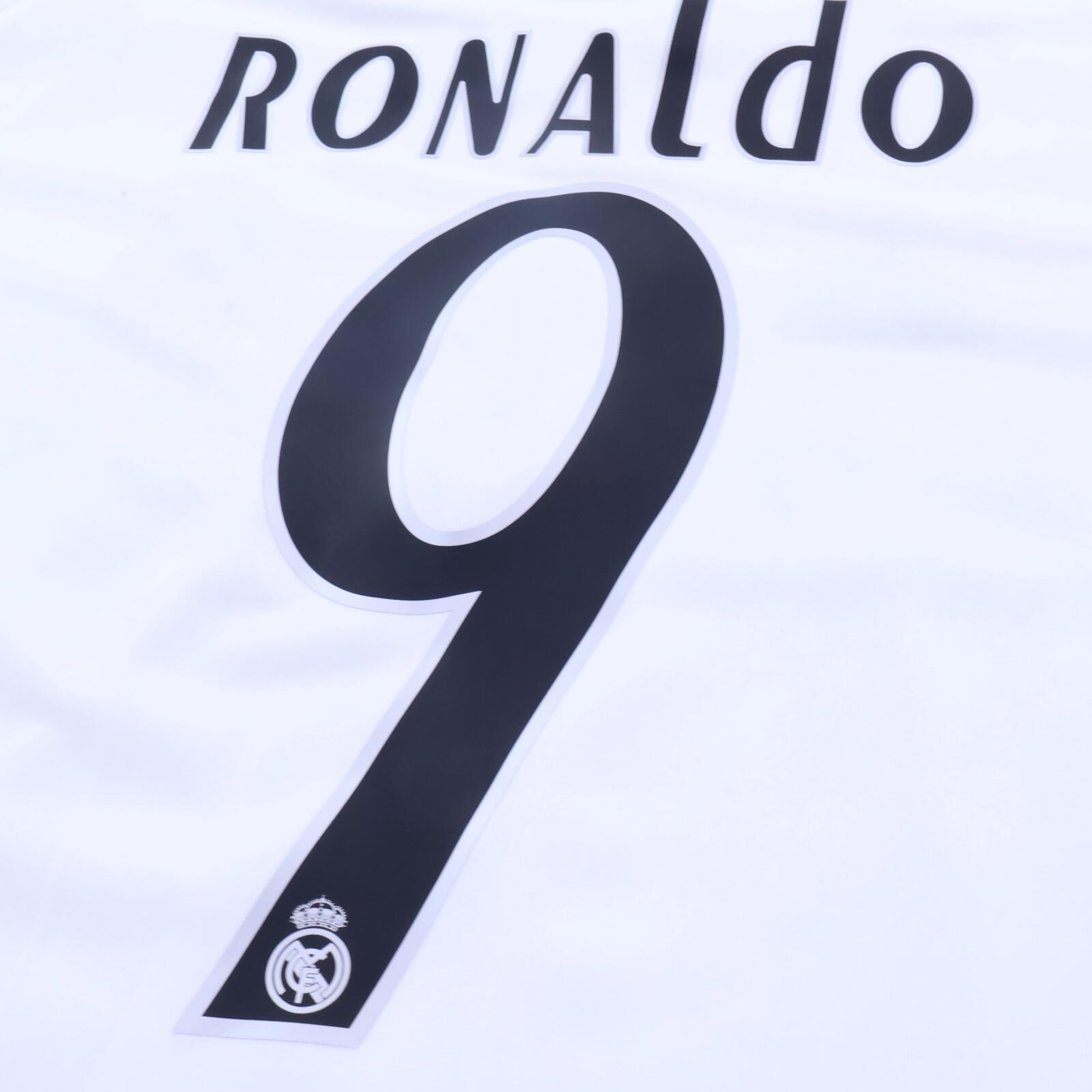 Real Madrid Ronaldo #9 2005/06 Home Shirt - L