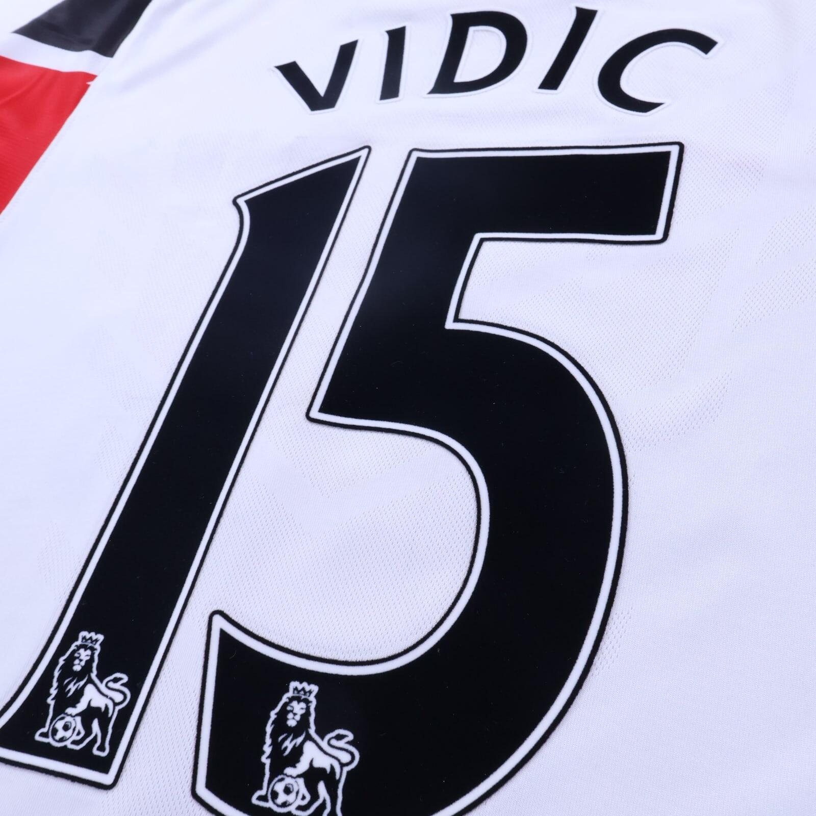 Manchester United Vidic #15 2010/12 Away Shirt - Long Sleeve - M