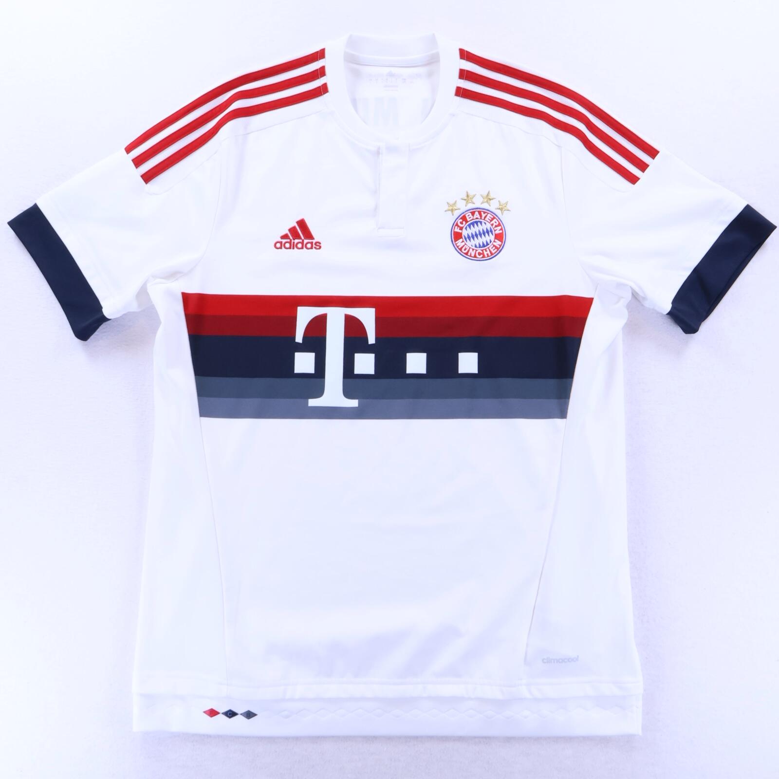 Bayern Munich 2015/16 Away Shirt - L
