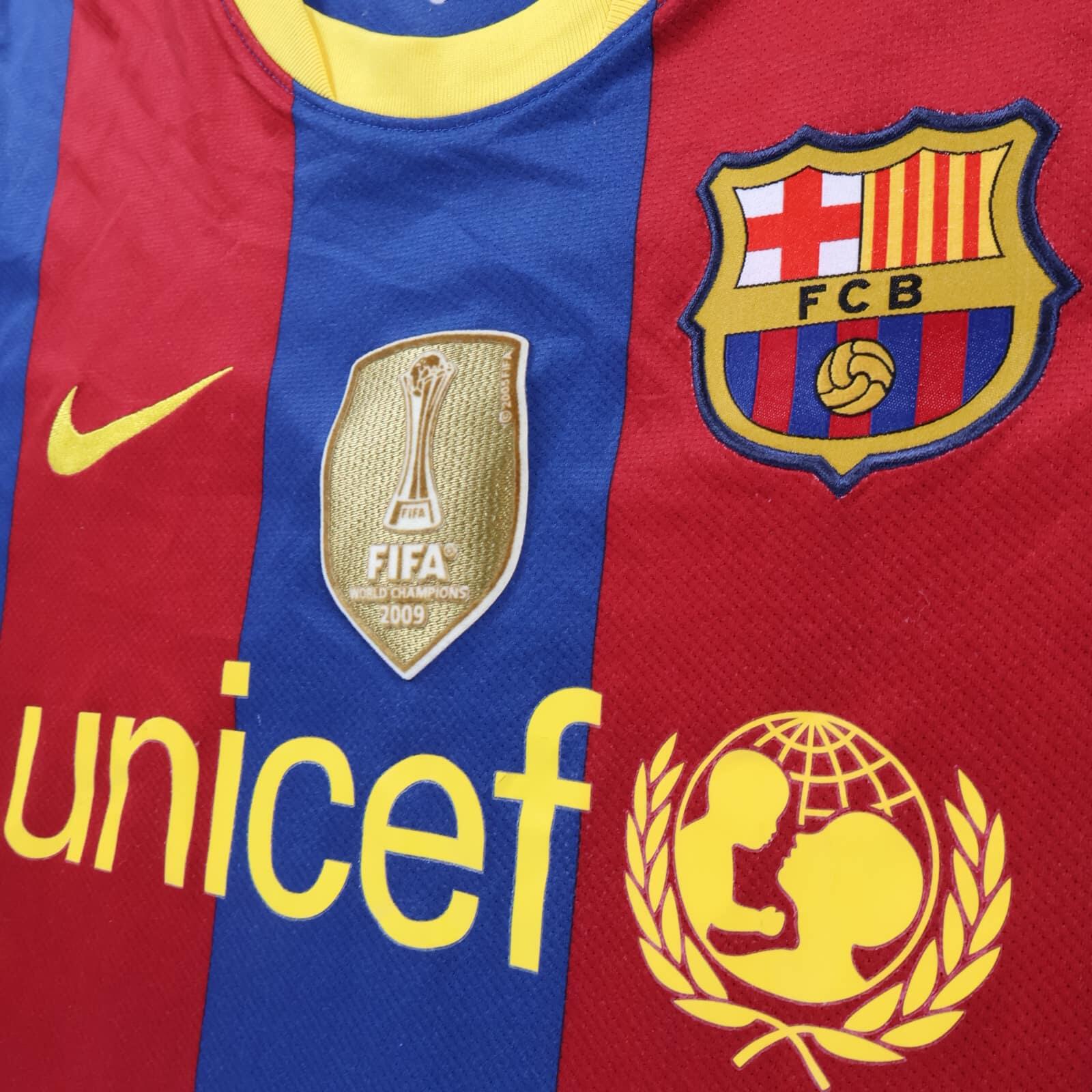 Barcelona David Villa #7 2009/10 Home Shirt - L