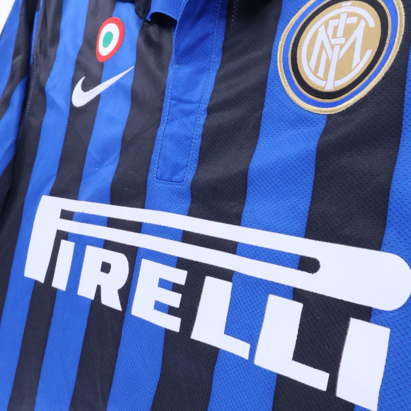 Inter Milan Sneijder #10 2011/12 Home Shirt - M