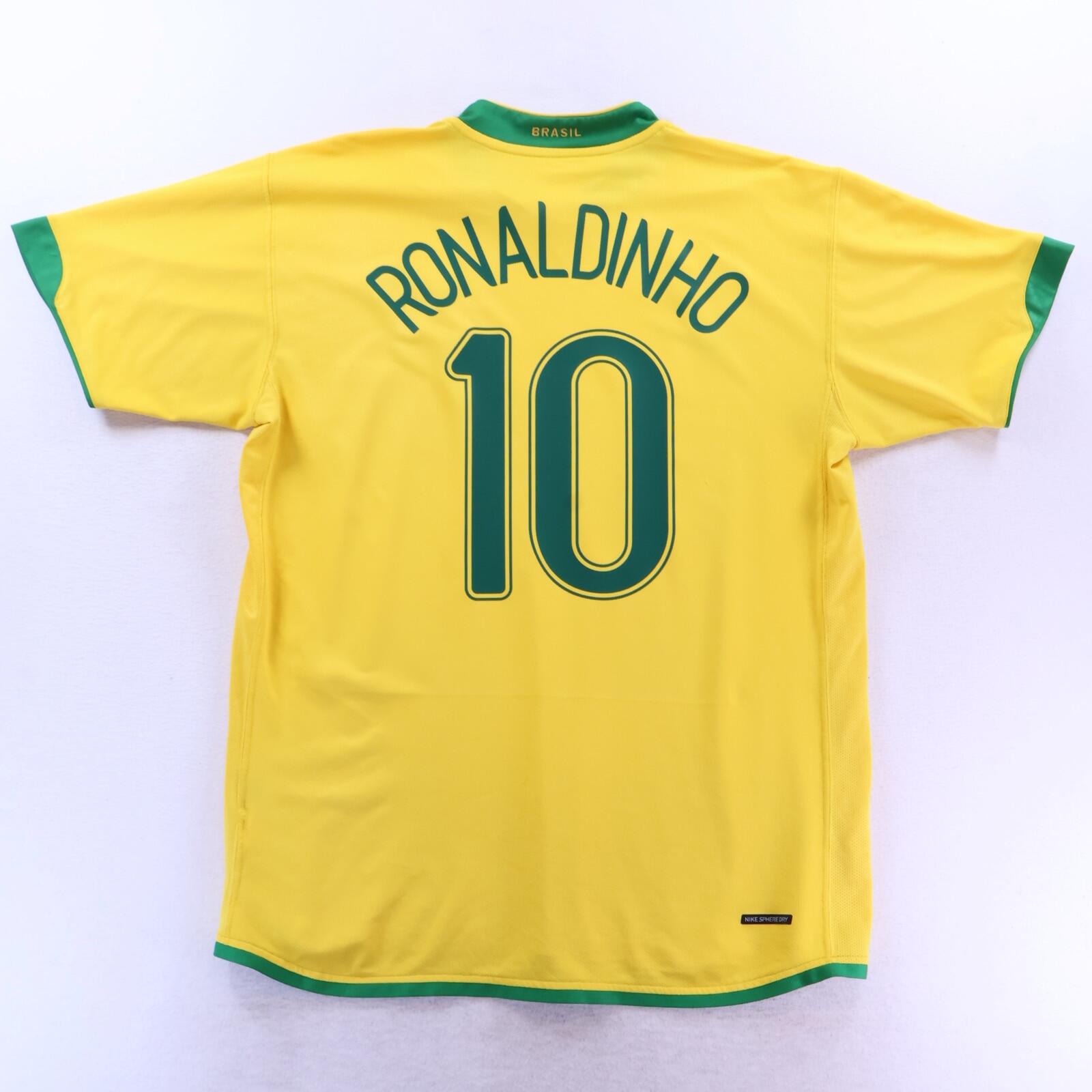 Brazil Ronaldinho #10 2006/08 Home Shirt - M