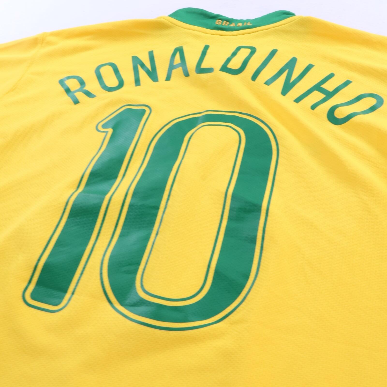 *MINT* Brazil Ronaldinho #10 2006/08 Home Shirt - L