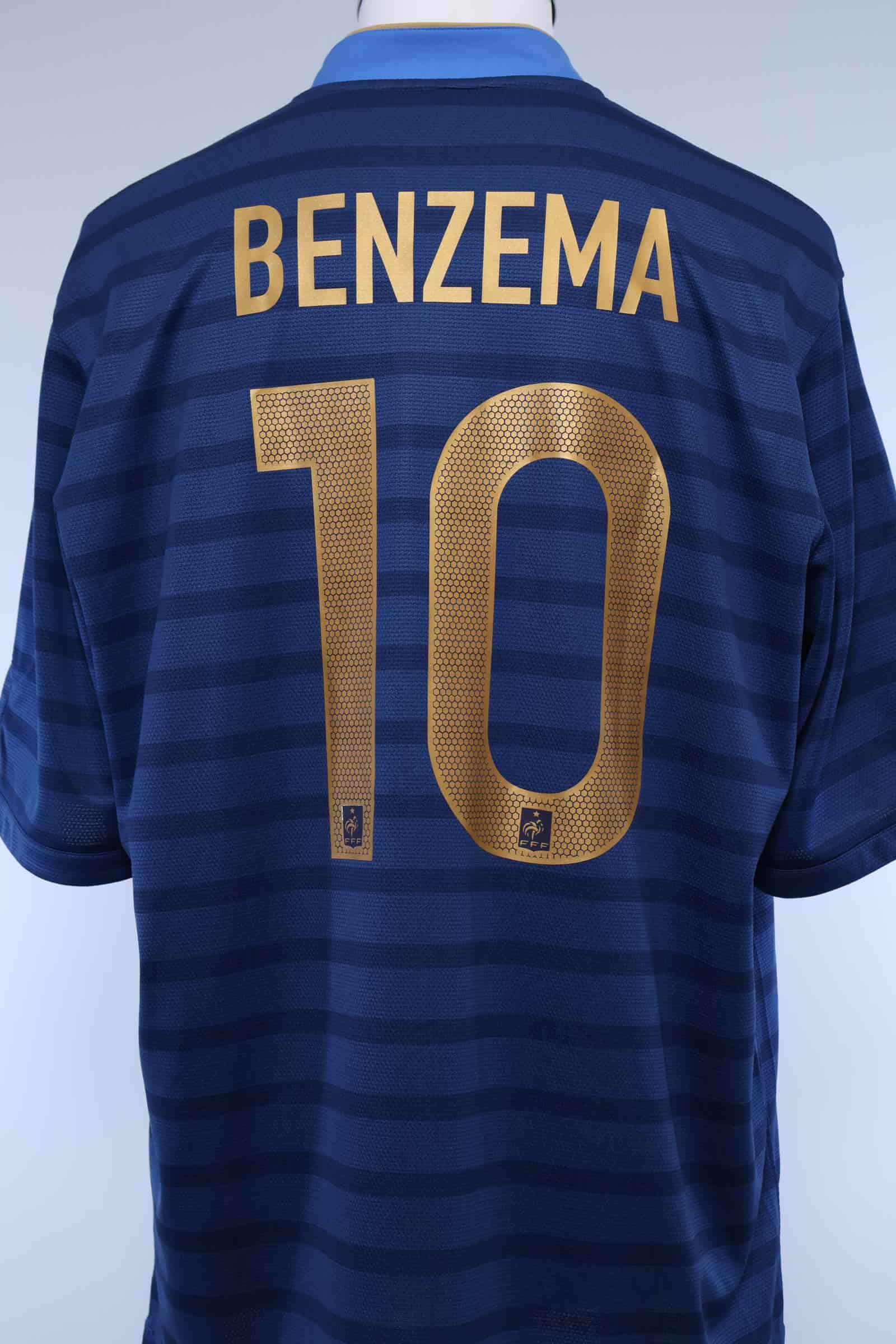 2012/13 - FRANCE - BENZEMA - #10 - HOME SHIRT - L