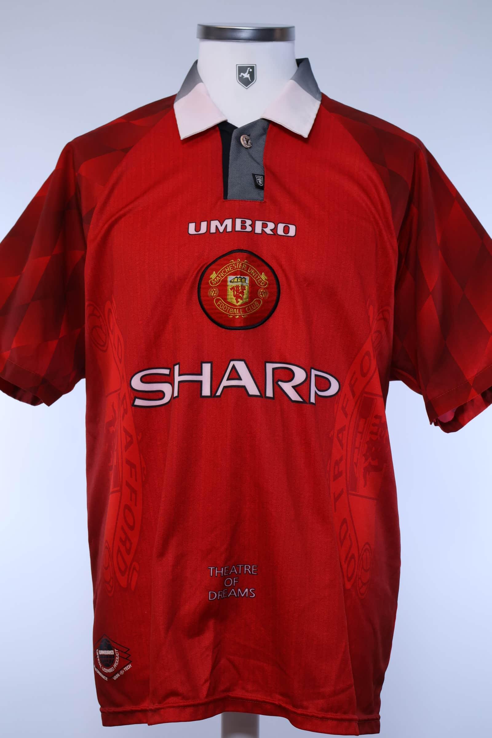 1996/98 - MANCHESTER UNITED - CANTONA - #7 - HOME SHIRT - L