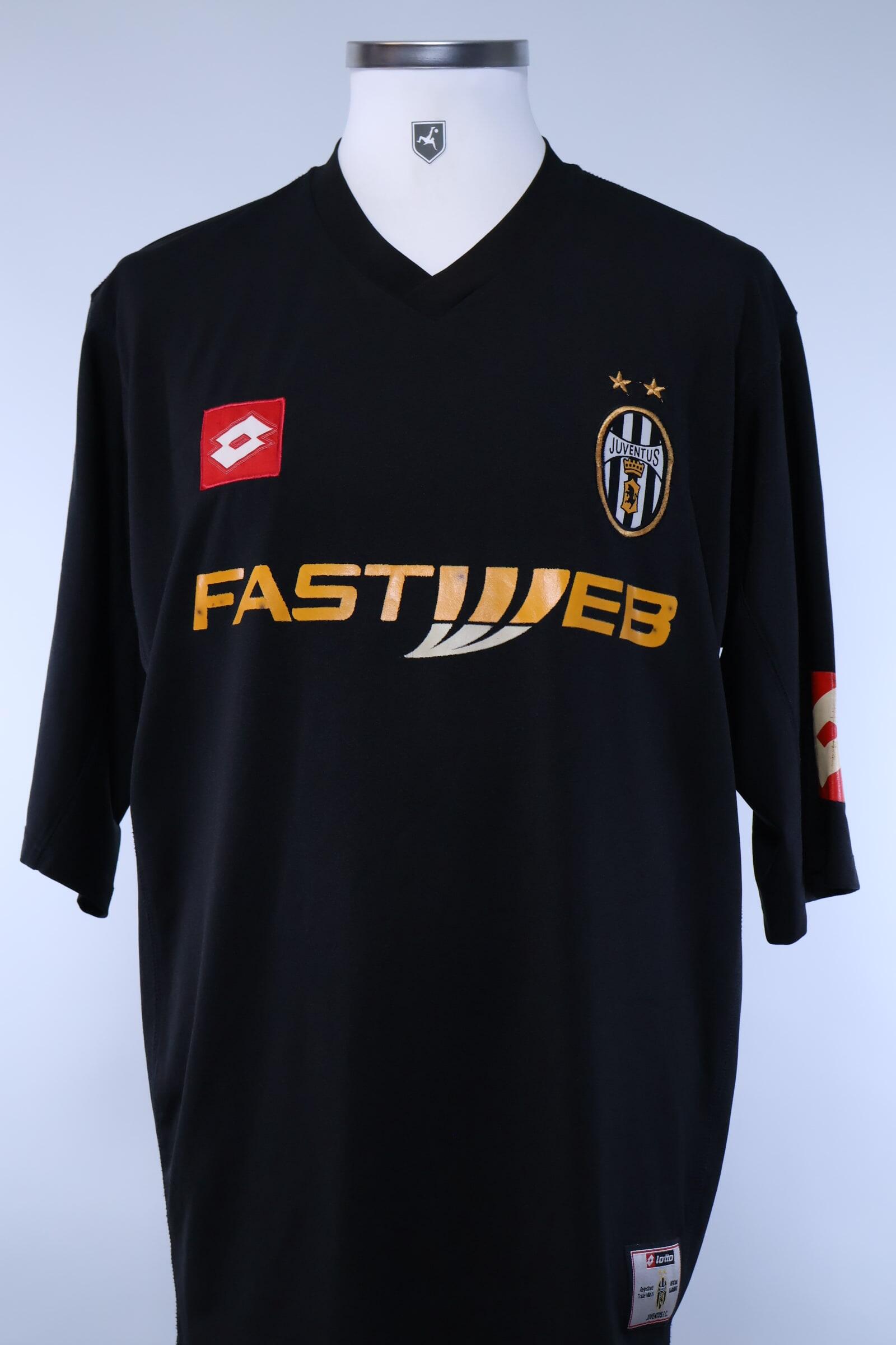 2001/02 - JUVENTUS - #9 - AWAY SHIRT - XL