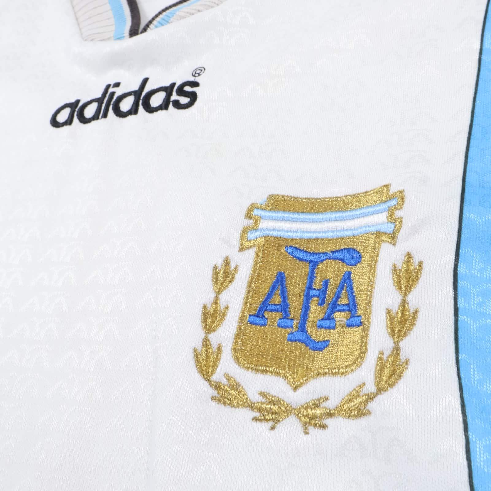 Argentina 1996/97 Home Shirt - XL