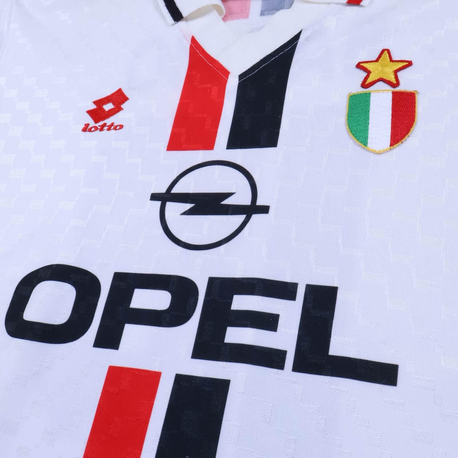 Ac Milan Baggio #18 1995/96 Away Shirt - XL
