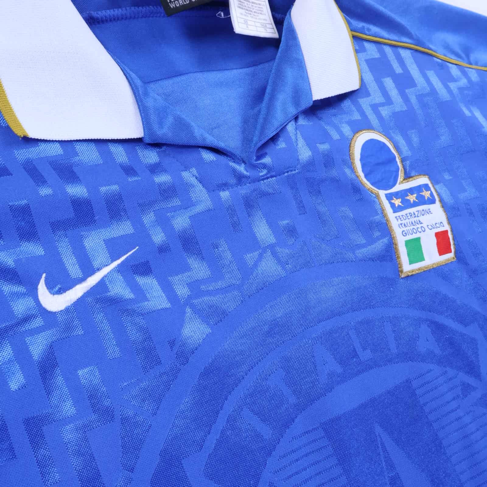 Italy 1995/96 Home Shirt - XL
