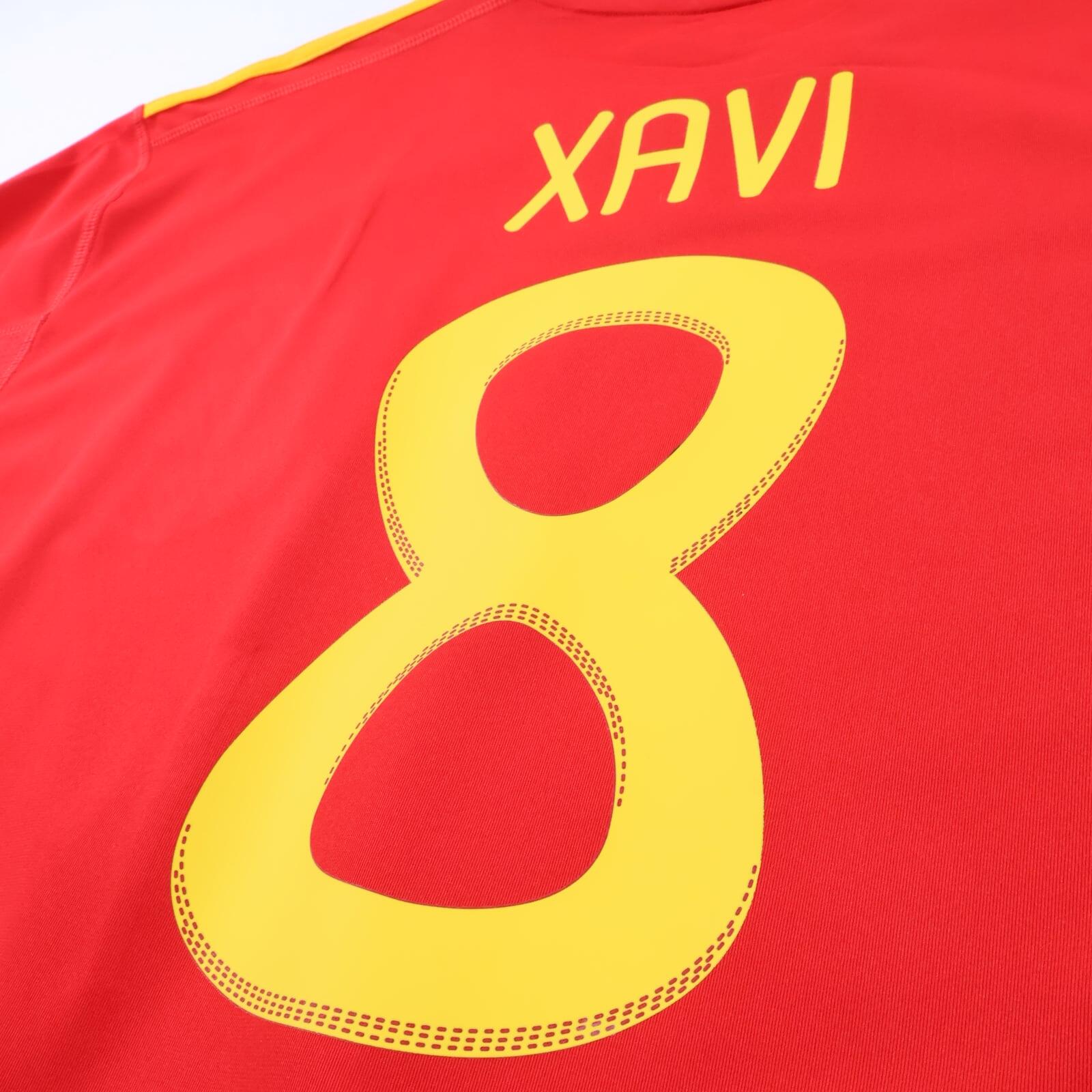 Spain Xavi #8 2010/11 Home Shirt - XXL