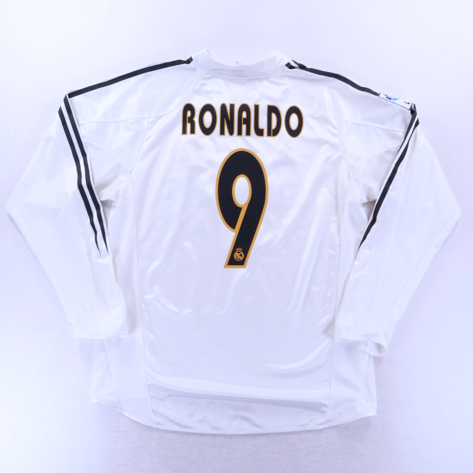 Real Madrid Ronaldo #9 2006/07 Away Shirt - L