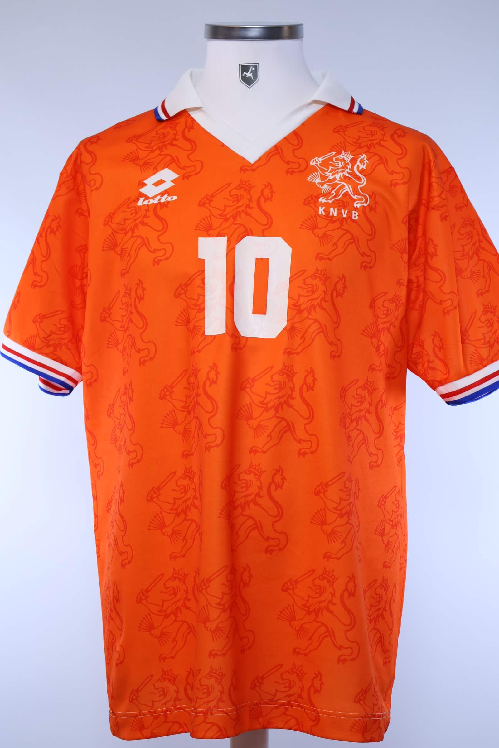 1994/95 - NETHERLANDS - BERGKAMP - #10 - HOME SHIRT - L