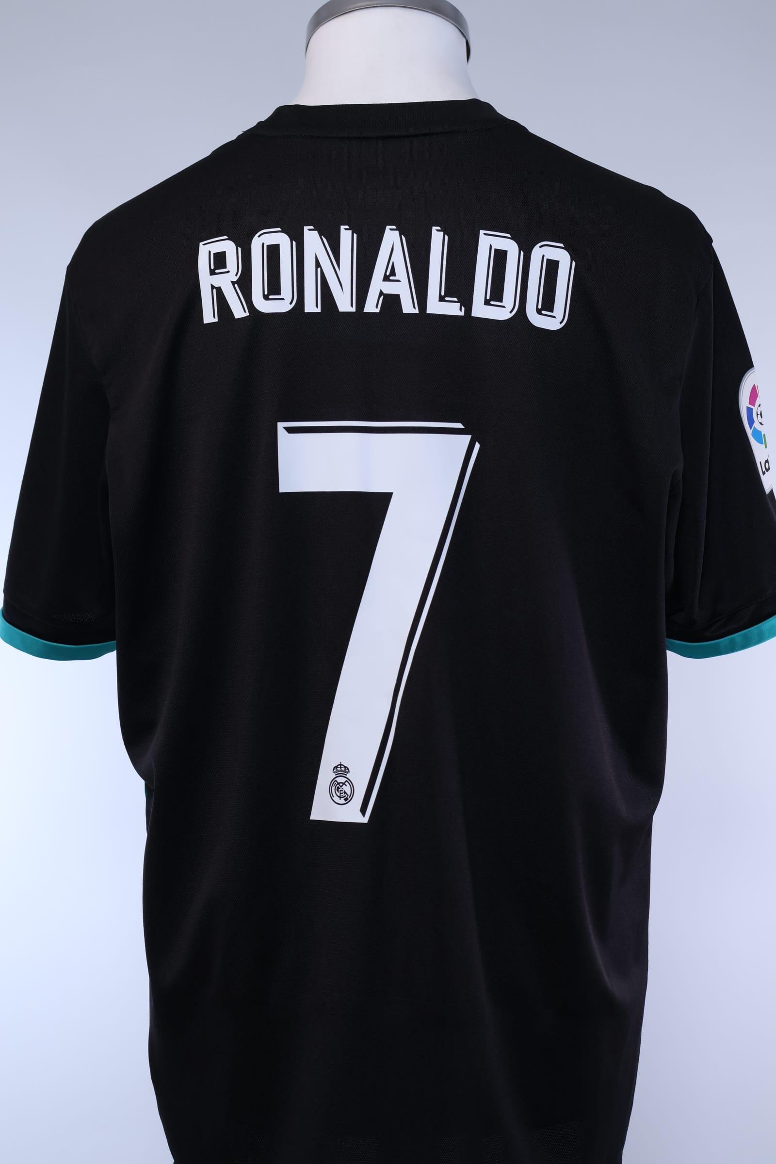 2017/18 - REAL MADRID - RONALDO - #7 - AWAY SHIRT - XL