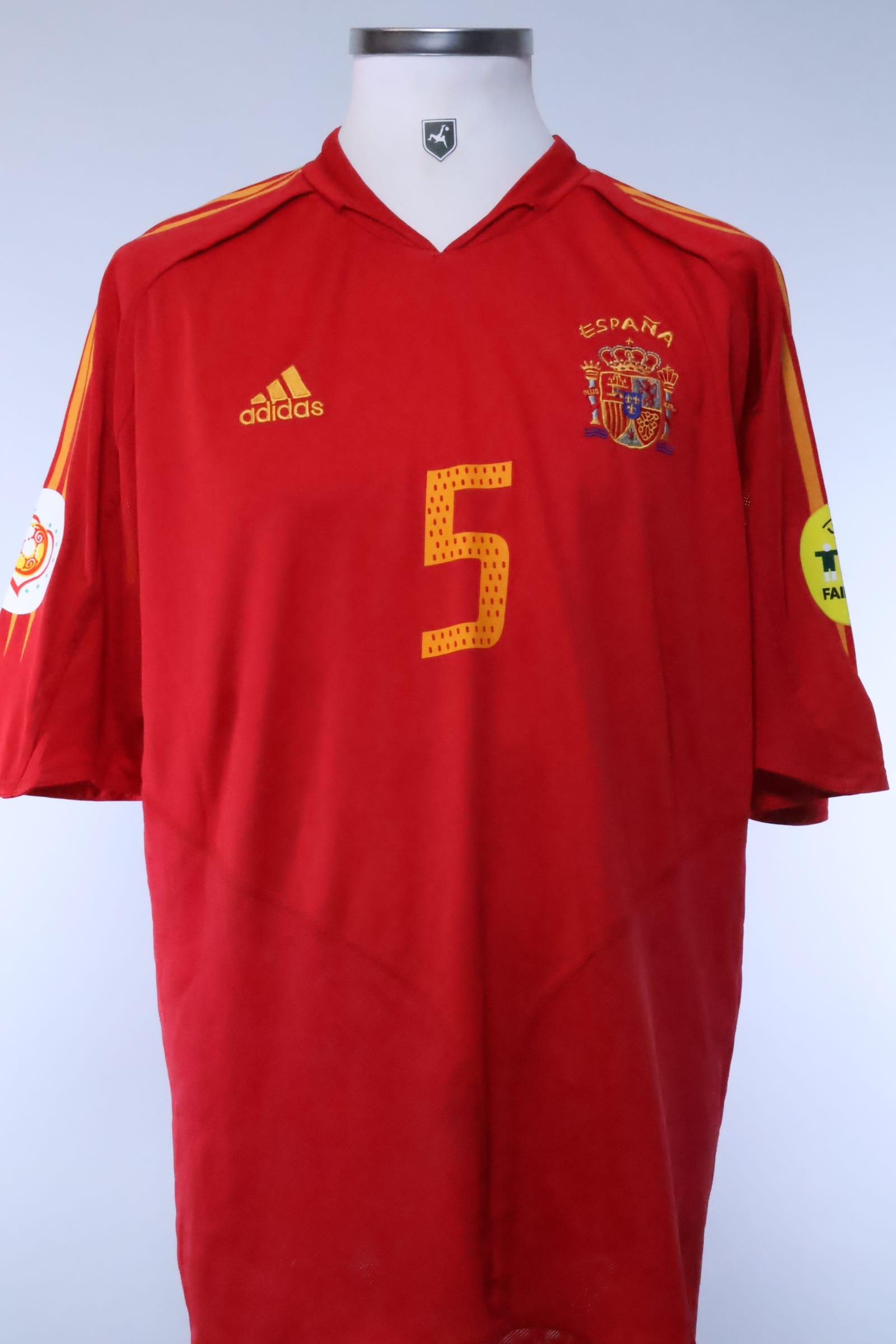 2004/06 - SPAIN - PUYOL - #5 - HOME SHIRT - XL