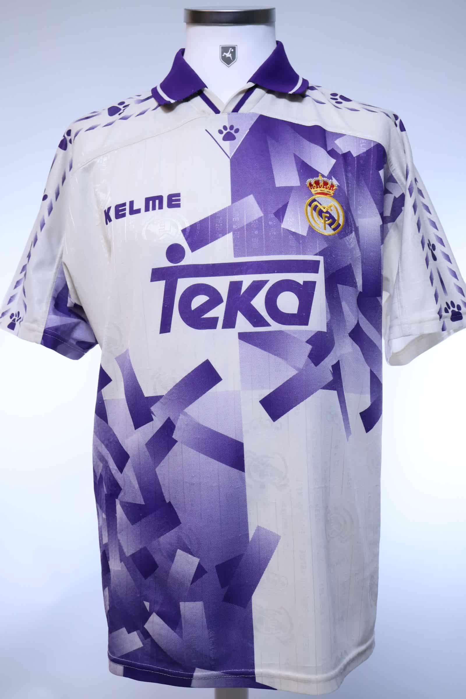 Real Madrid R. Carlos #3 1996/97 Third Shirt - M