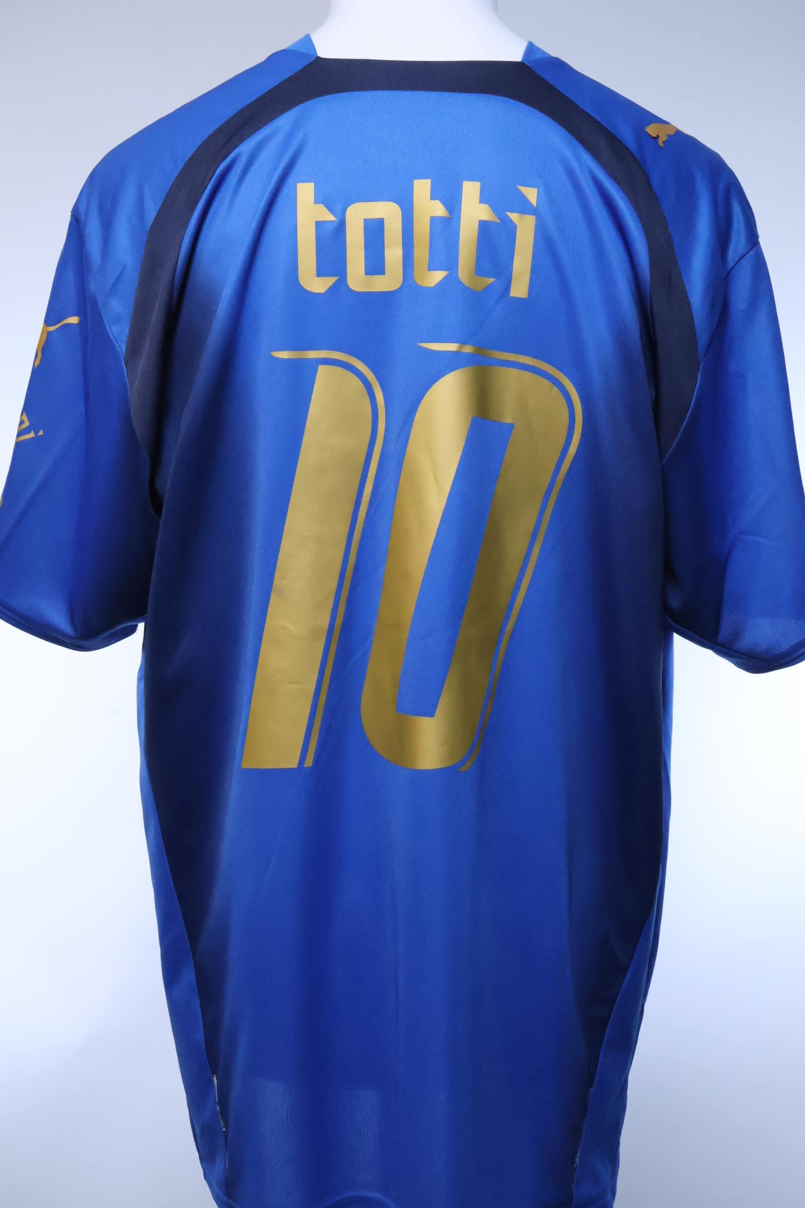 Italy Totti #10 2006/ Home Shirt - XL