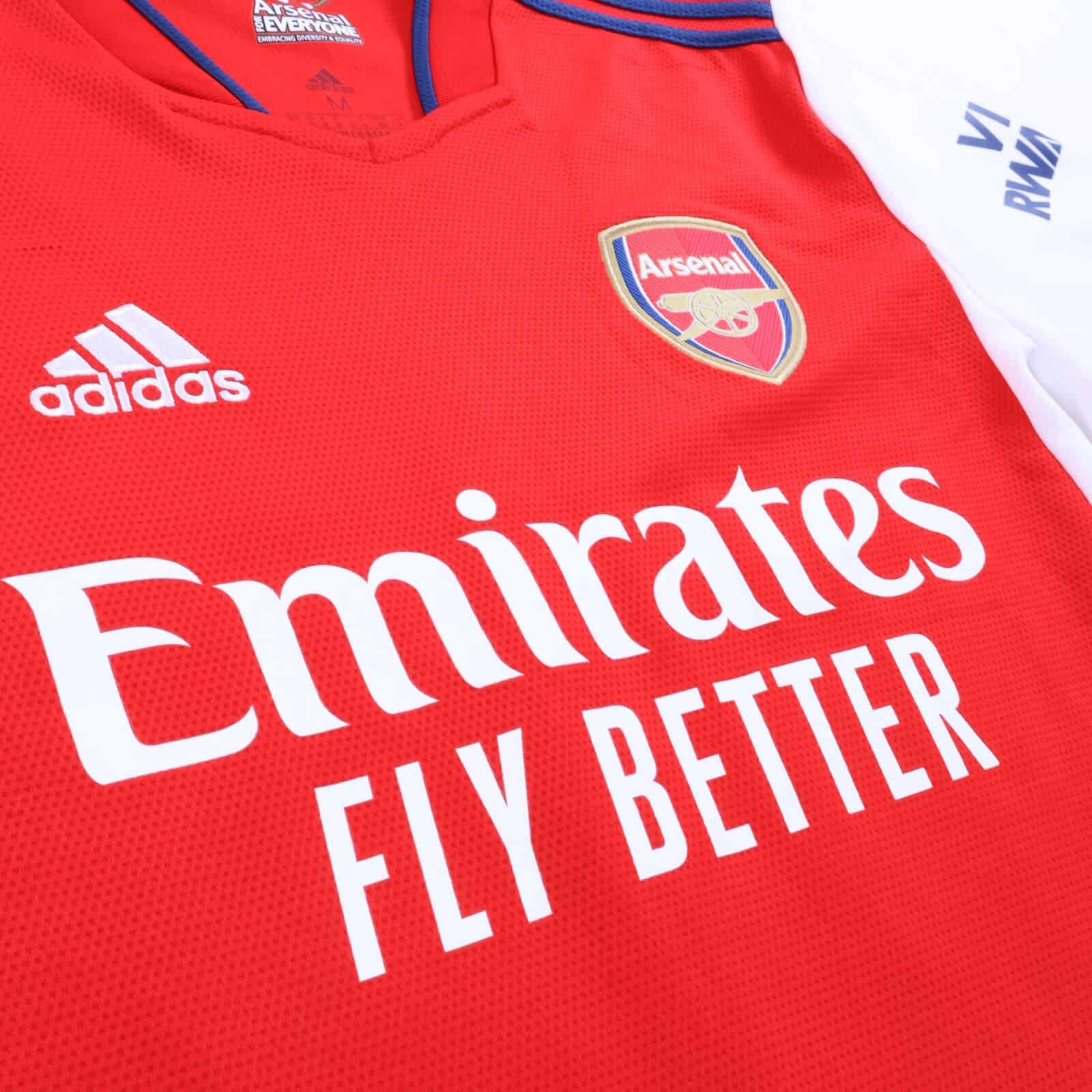 Arsenal Tomiyasu #18 2021/22 Home Shirt - M