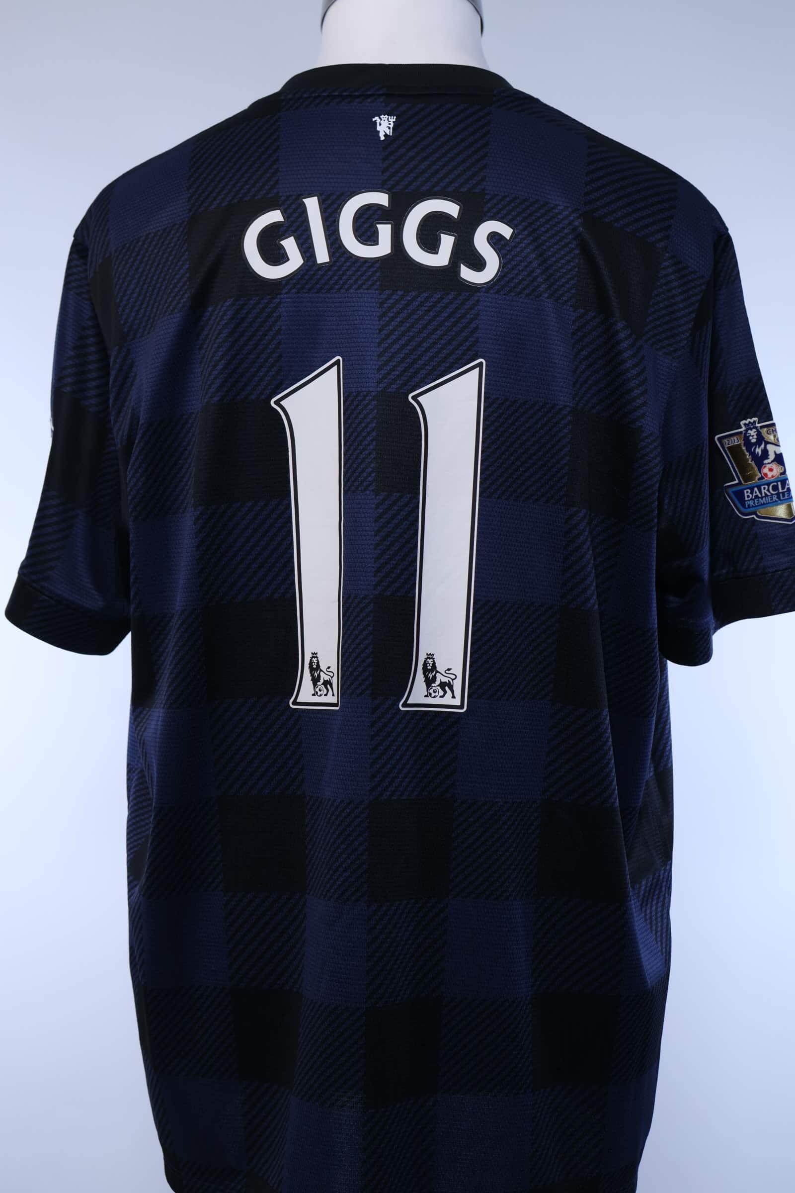 2013/14 - MANCHESTER UNITED - GIGGS - #11 - AWAY SHIRT - XL