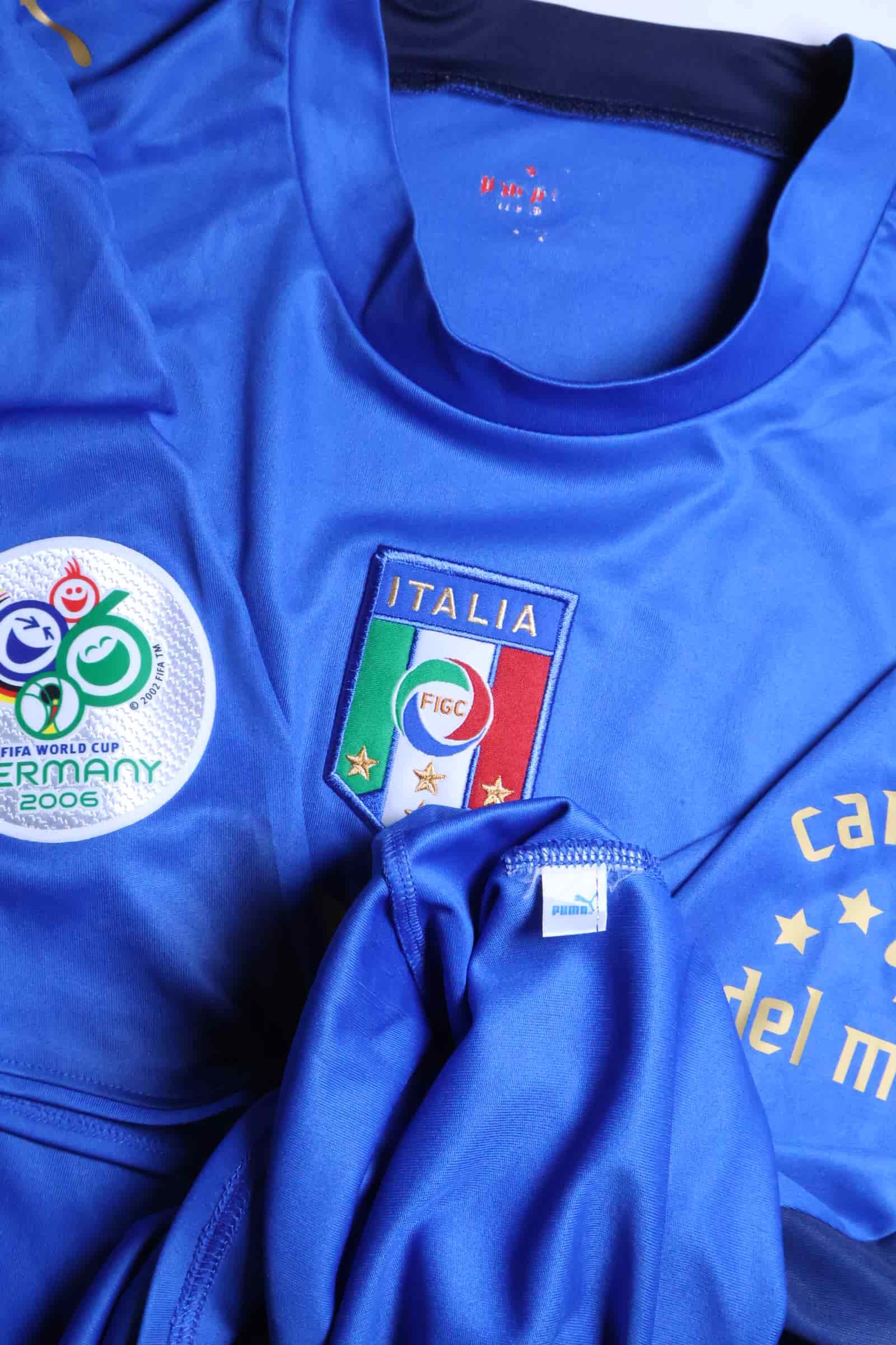 Italy Totti #10 2006/ Home Shirt - XL