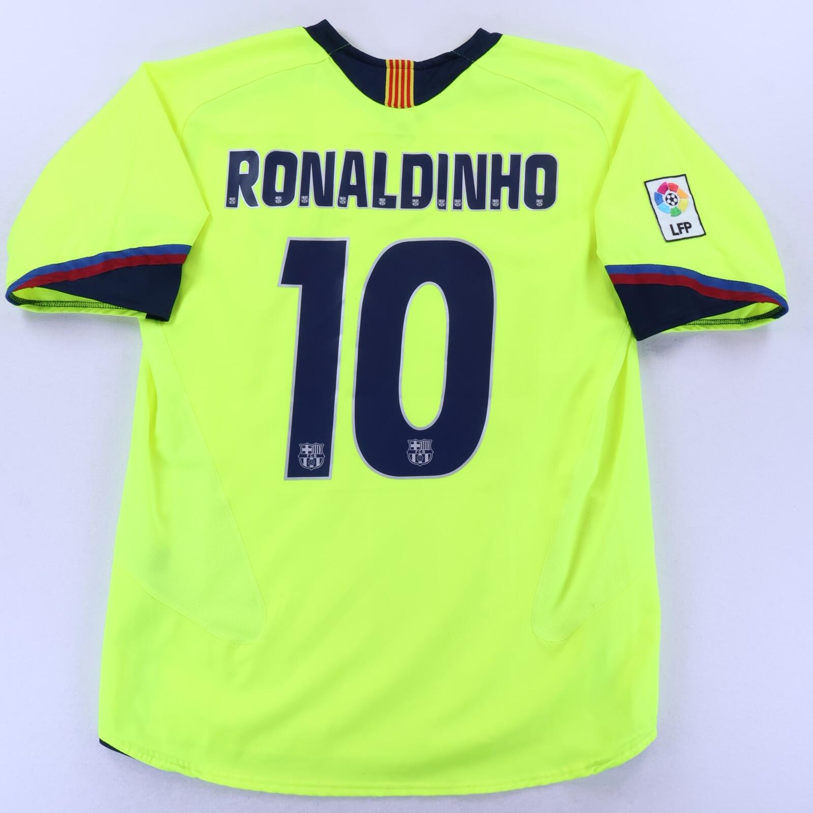 Barcelona Ronaldinho #10 2005/06 Away Shirt - L
