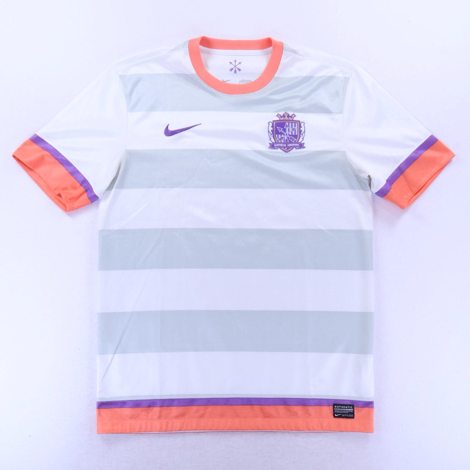 Sanfrecce Hiroshima 2013 Third Shirt - L