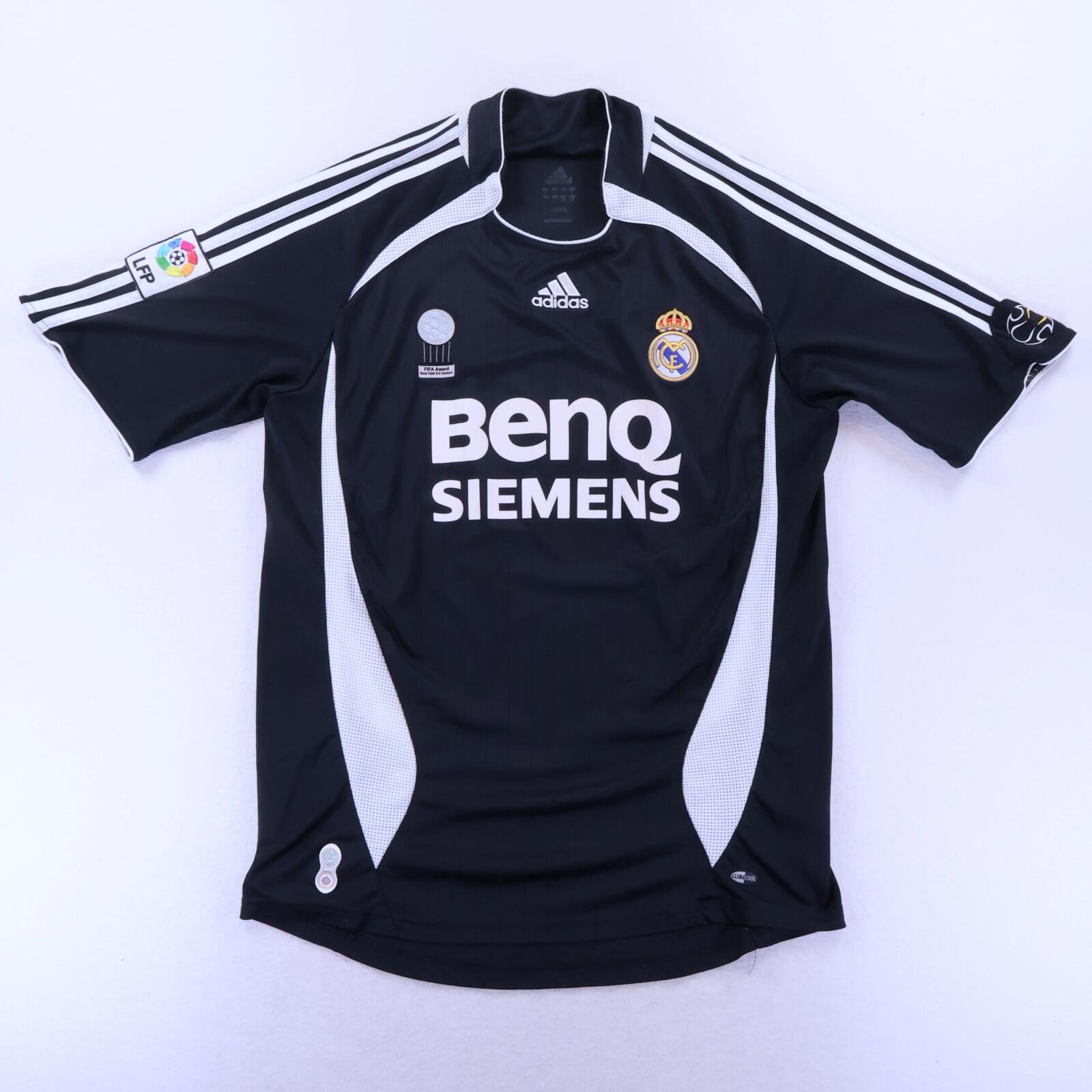 Real Madrid Ronaldo #9 2006/07 Away Shirt - L