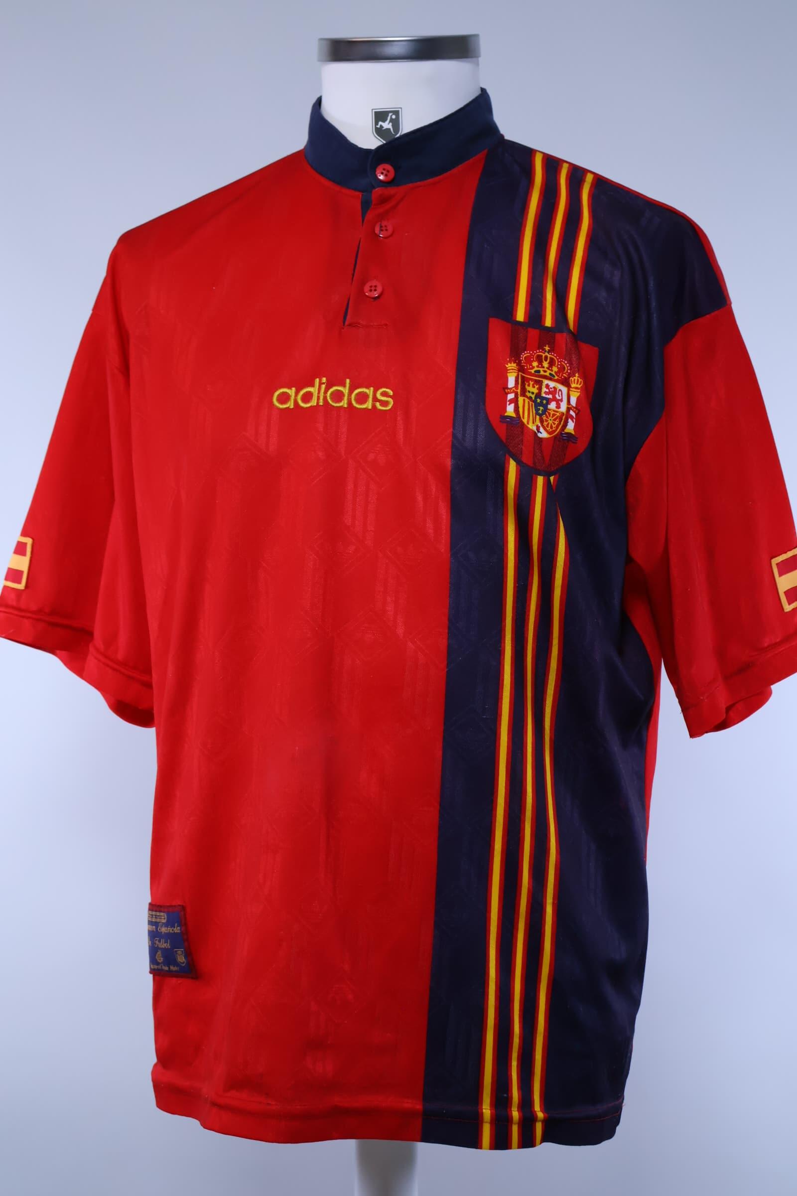 VINTAGE SPAIN スペイン 1996 1998 ユニフォーム　ホーム 1996/98 - SPAIN - HOME SHIRT - L