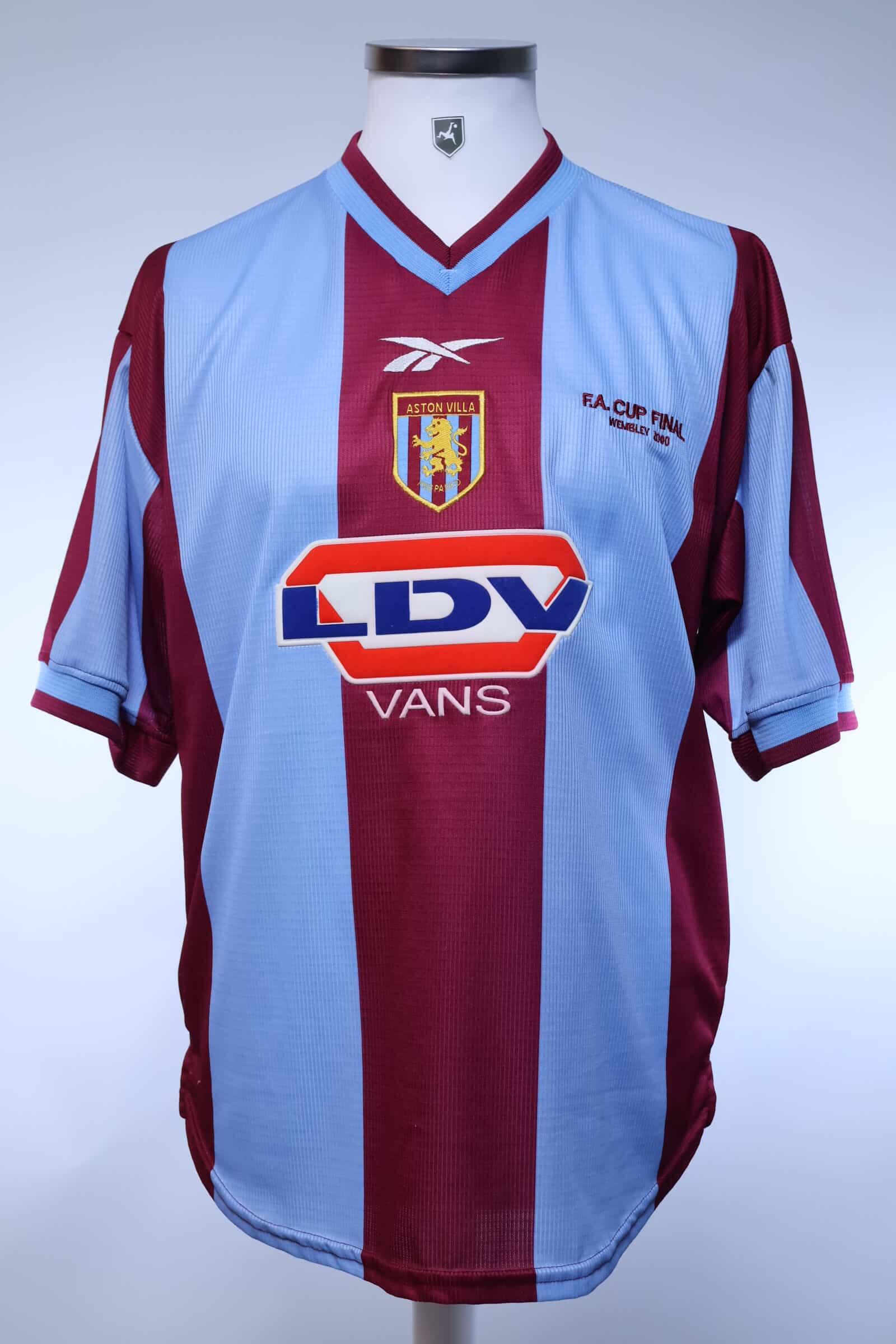 Aston Villa 1999/00 Home Shirt - L