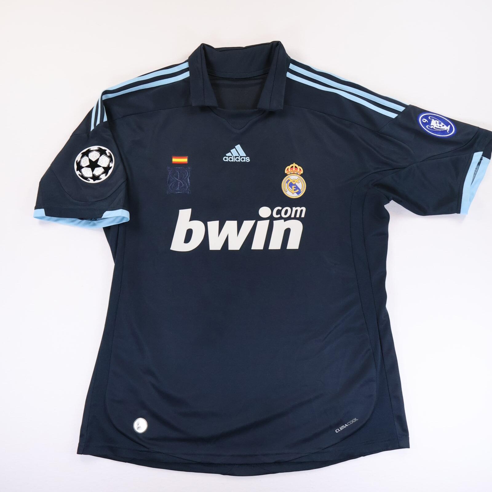 2003/04 - REAL MADRID - FIGO - #10 - HOME SHIRT - XL