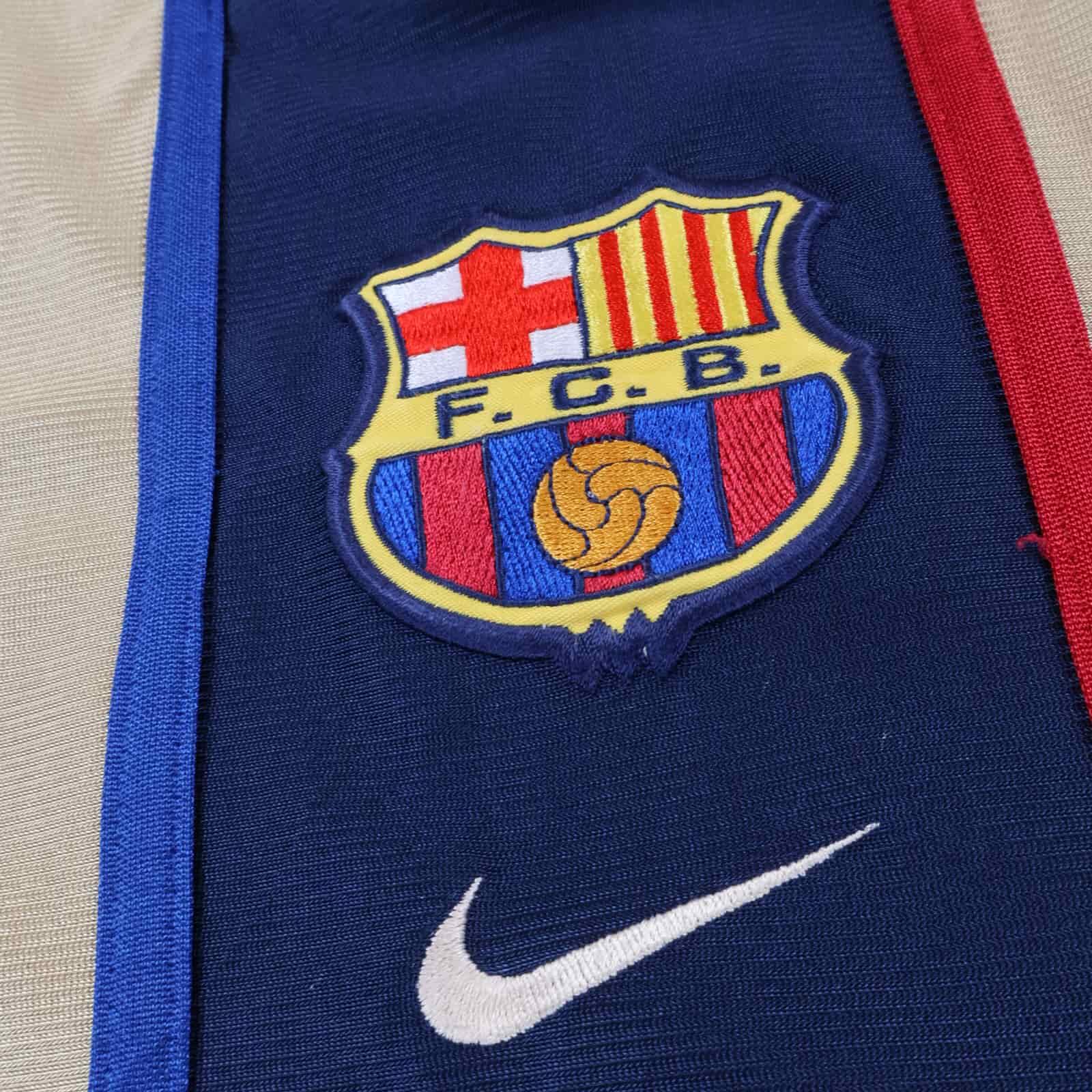 Barcelona Rivaldo #10 2001/02 Home Shirt - L