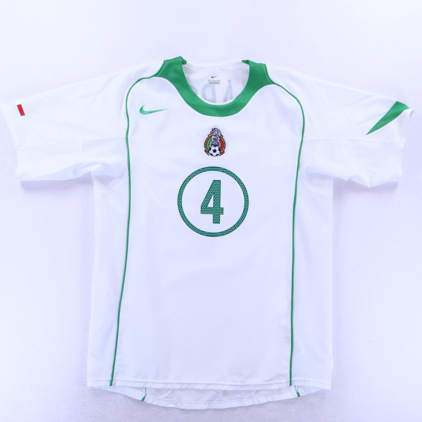 Mexico R. Marquez #4 2005/06 Away Shirt - M
