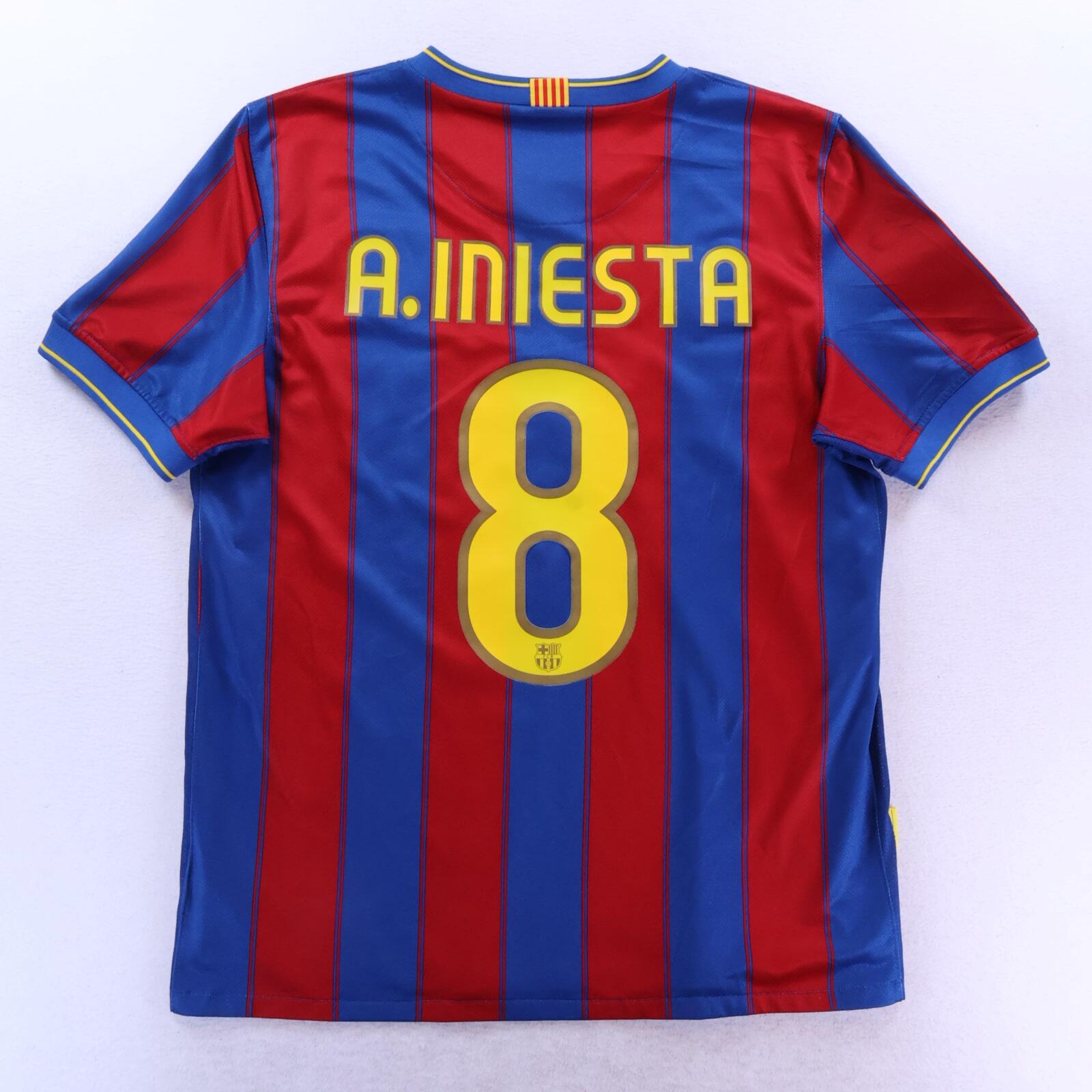 Barcelona Suarez #9 2016/17 Home Shirt - M