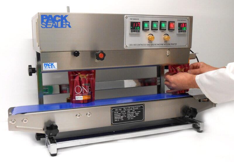 980mm continuous band sealer in operation