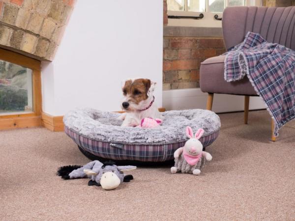 Petface Dove Grey Check Donut Dog Bed