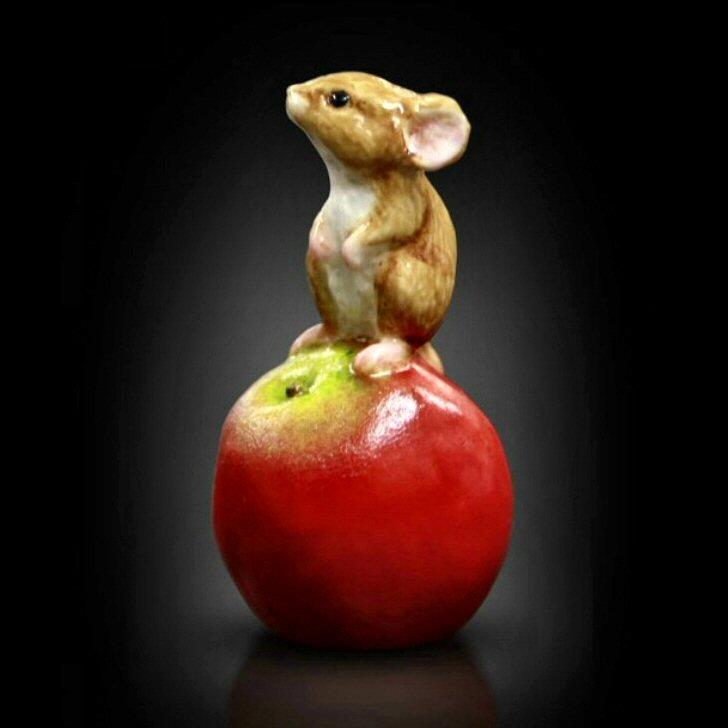 Baby Mouse on Apple (118BC) - by Keith Sherwin