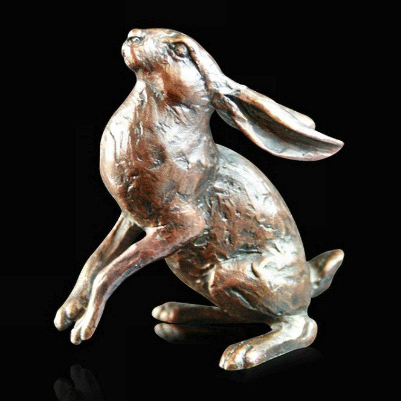 Small Hare Moon Gazing (914) in bronze by Michael Simpson