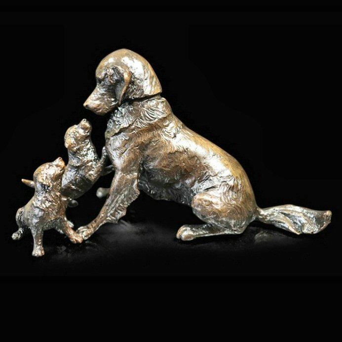 Retriever with Puppies - Bronze Dog Sculpture - Michael Simpson - 1068