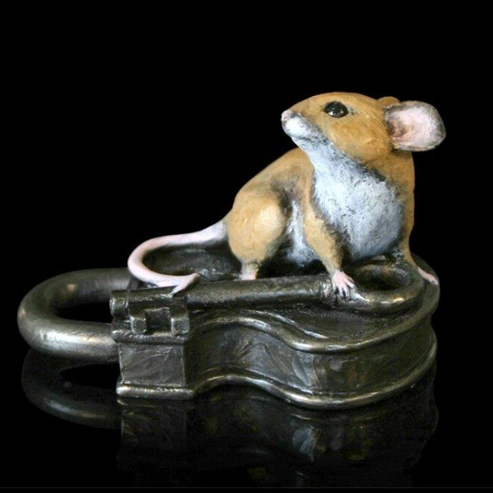 Mouse on Antique Lock (224BR) by Michael Simpson