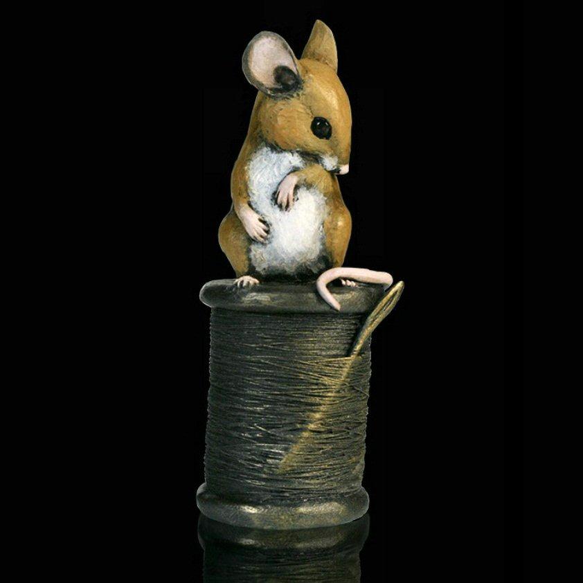 Mouse on Cotton Reel (230BR) by Michael Simpso