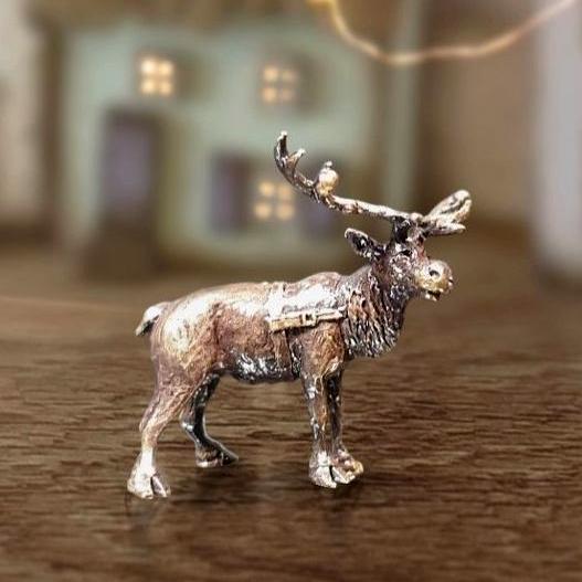 Reindeer - Miniature Bronze Christmas Sculpture - Butler & Peach 2089